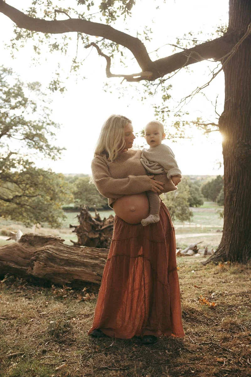 Richmond Park pregnancy photoshoot-21.jpg