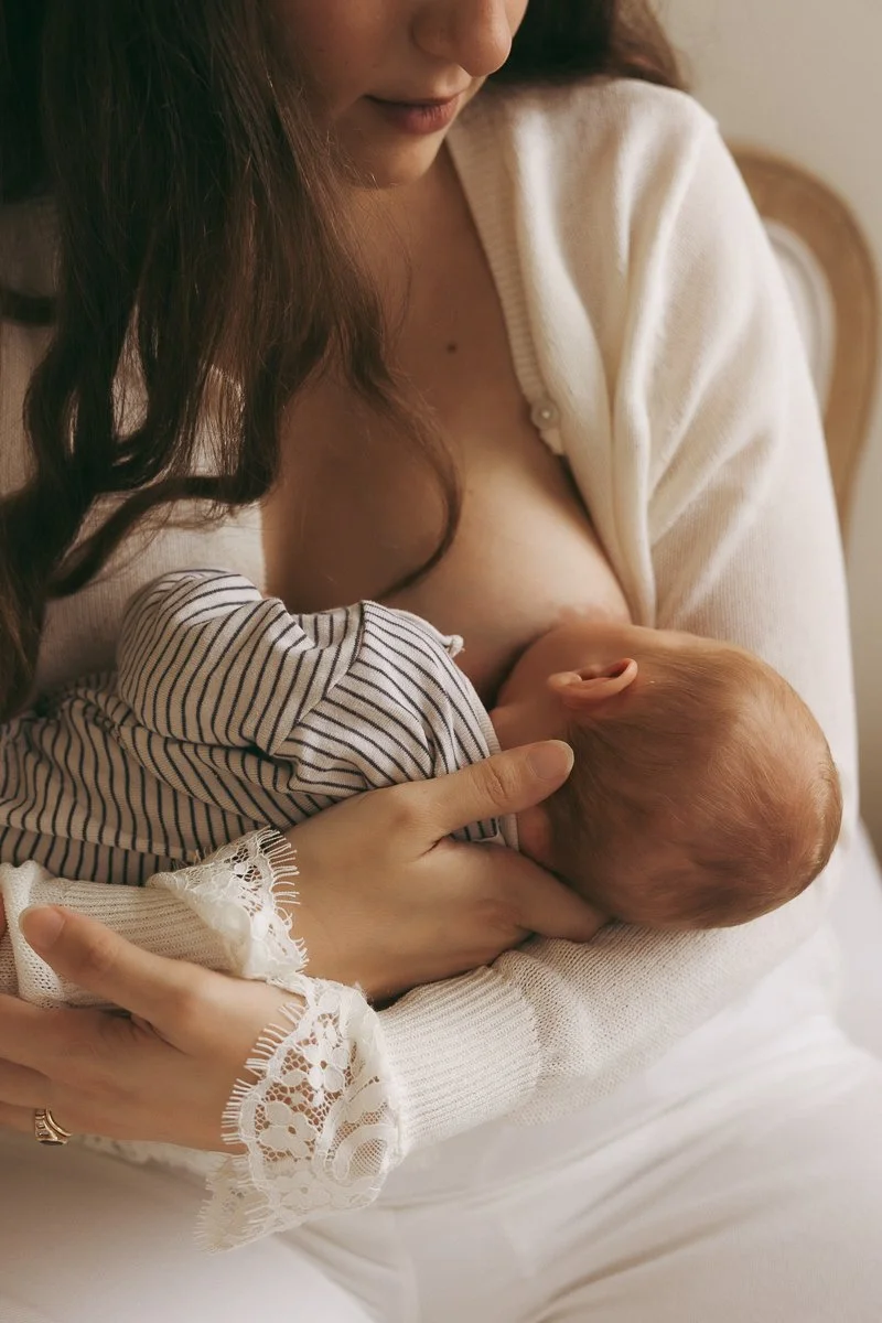 In home newborn photoshoot London-18.jpg