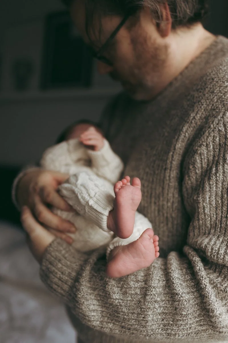 Newborn photographer Surrey-15.jpg