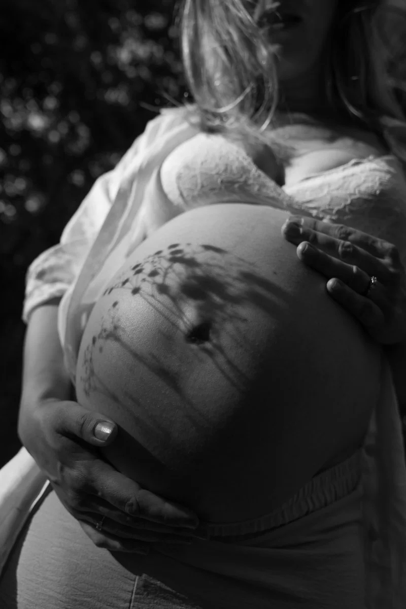 Maternity photoshoot Bushy park-1.jpg