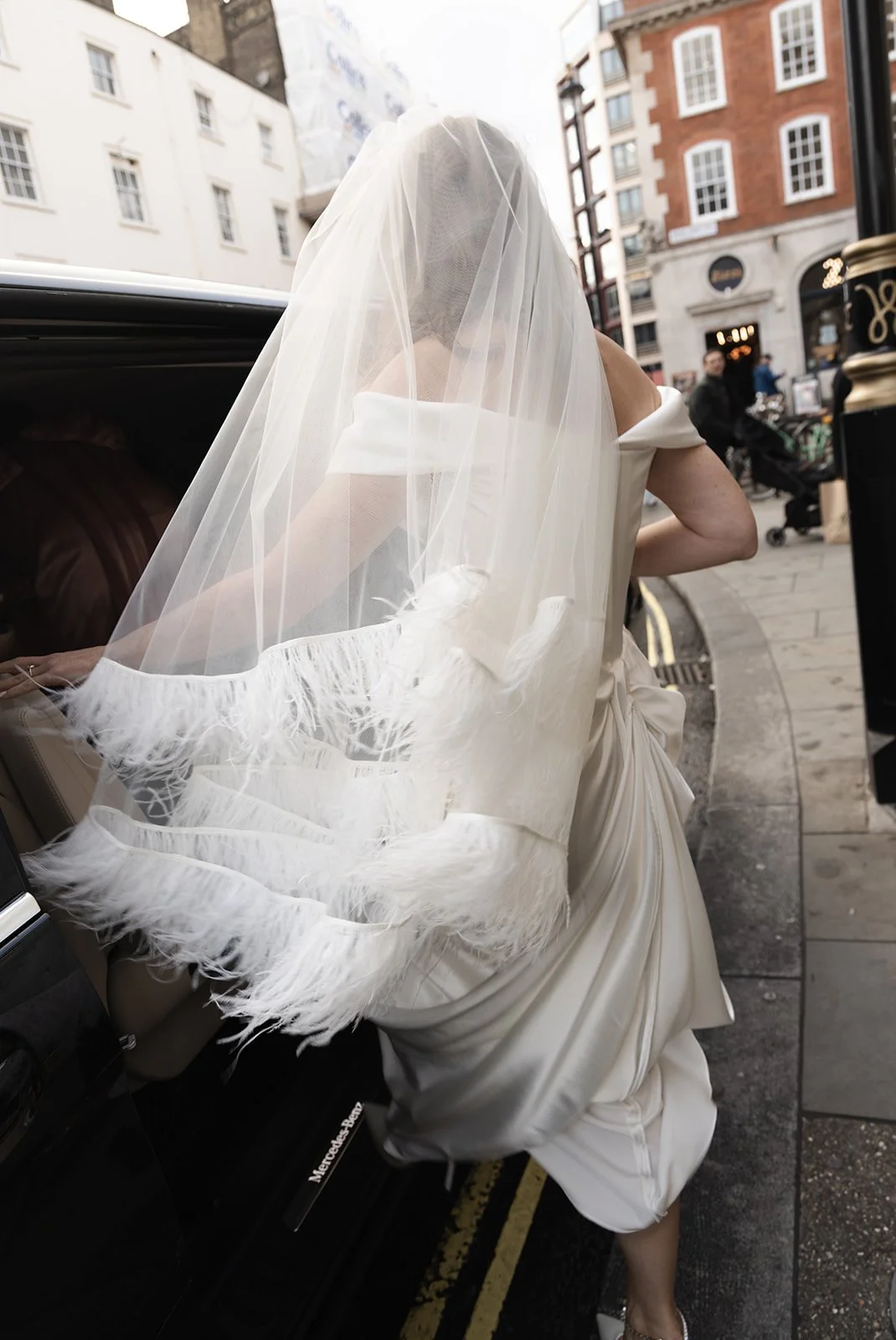two-temple-place-wedding-london-86.jpg