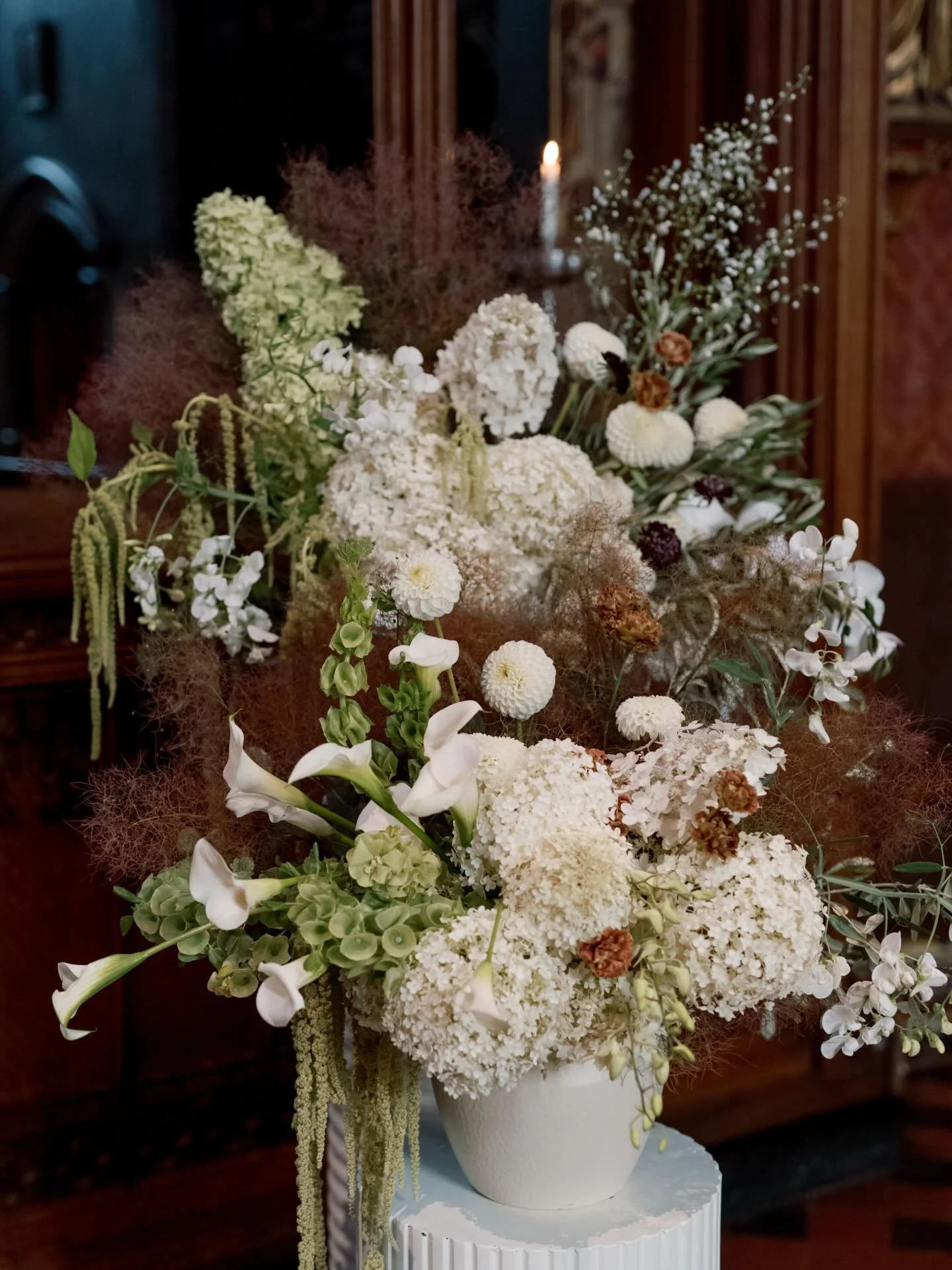 Details and precious moments from last Summer with D&amp;J 
_

Photography &amp; Videography @thesmithsandco
Wedding Planning, Styling &amp; Coordination @anemonestyle
Venue @syonparkevents
Catering @caperandberry
Bar @barz8events
Ceremony - St Barna