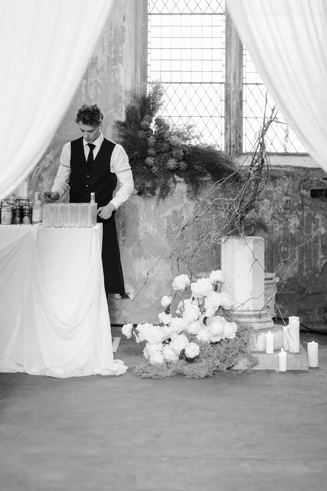 Stylish-modern-luxury-london-wedding-83.JPEG