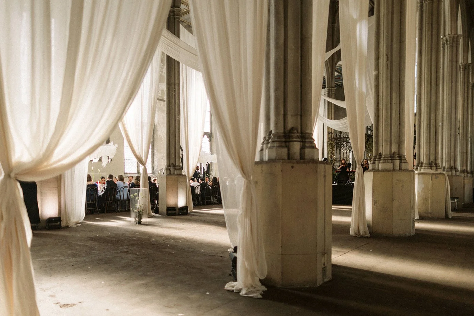 Stylish-modern-luxury-london-wedding-99.JPEG