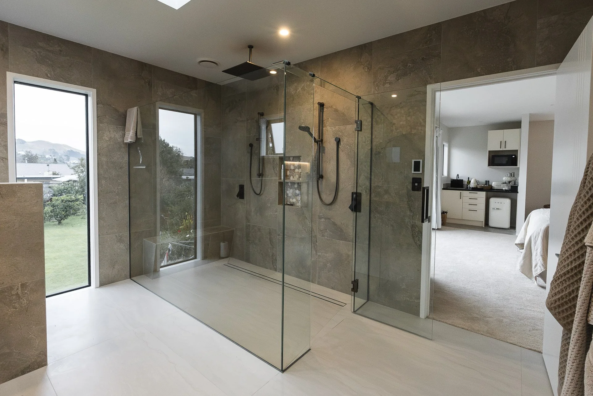 Planning a bathroom renovation in Napier or Hawke’s Bay? Learn how to choose the right contractor, avoid delays, and get the result you’re after.