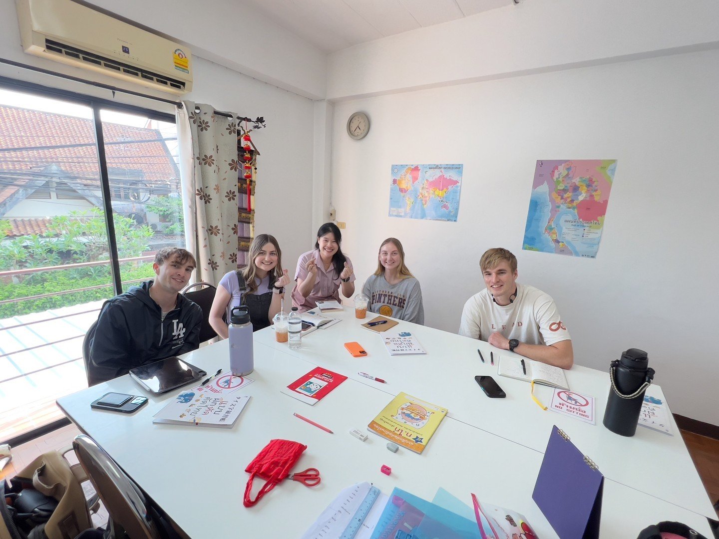 Check out our eager learners!🤓📚 LEAD staff @brooklynbehrends @katie.rhodes @shellier_12 and @dylan_floyd11 are hard at work in language school, driving school, campus investigation, and jumping here first into everything else Chiang Mai has to offe
