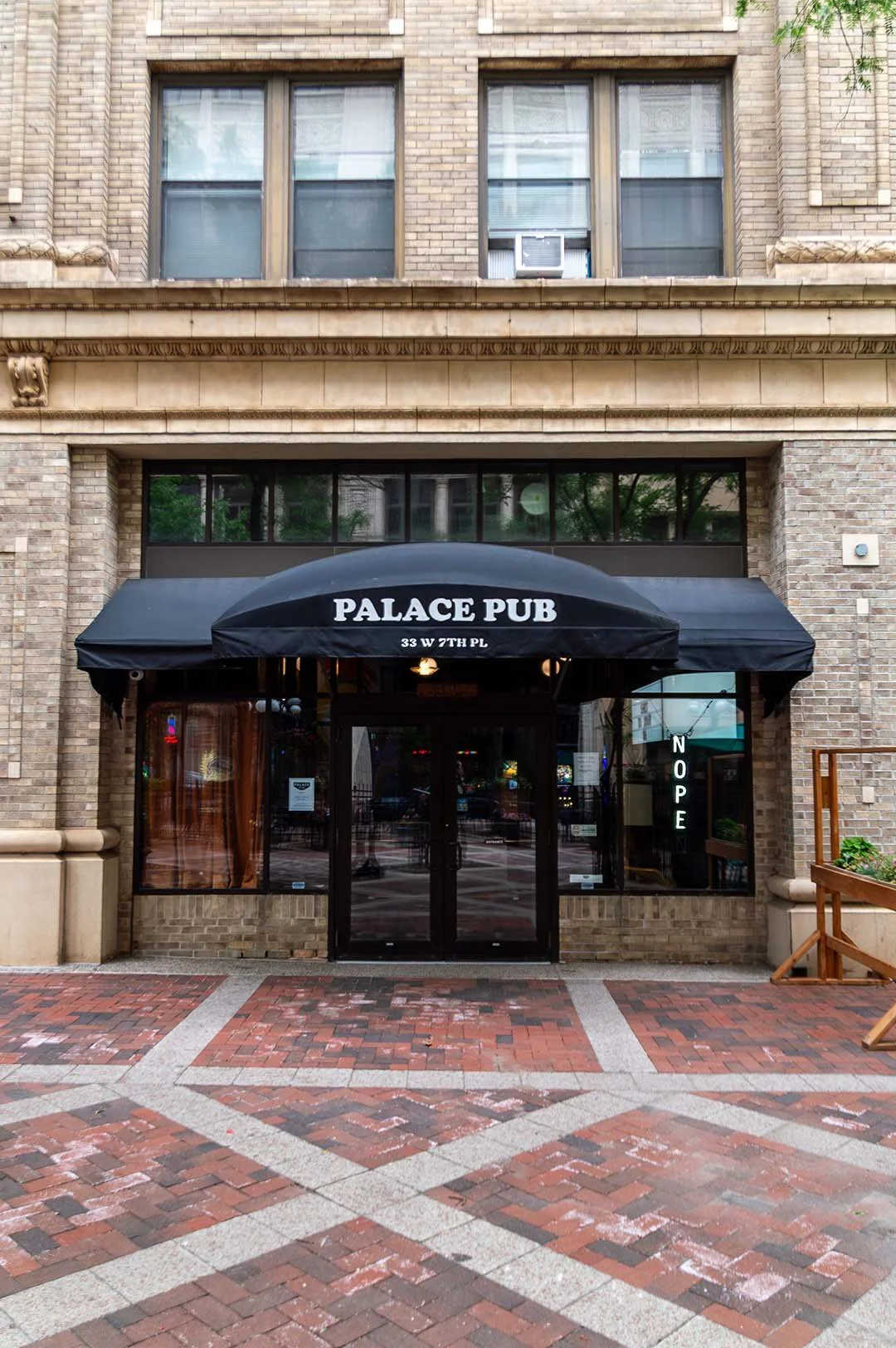 Palace Pub exterior