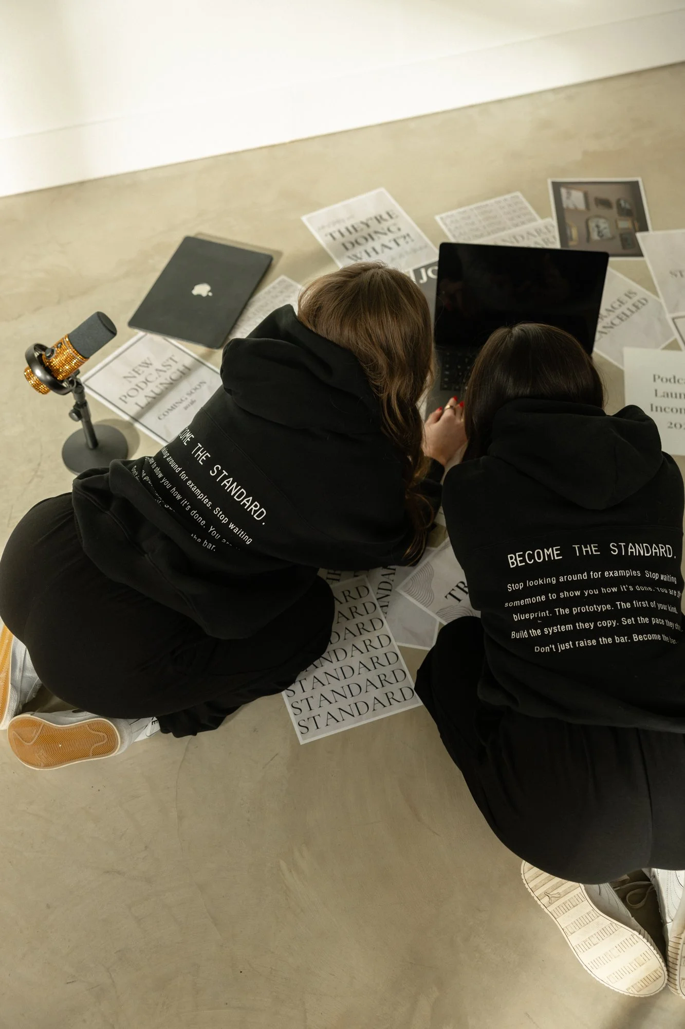 emily wakeford kara kiefer realtor brand photoshoot detroit michigan_6444.jpg