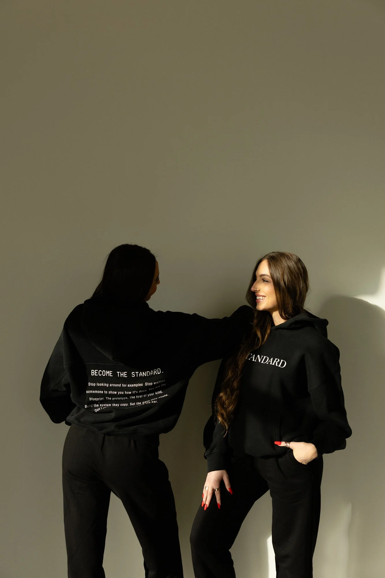 emily wakeford kara kiefer realtor brand photoshoot detroit michigan_6489.jpg