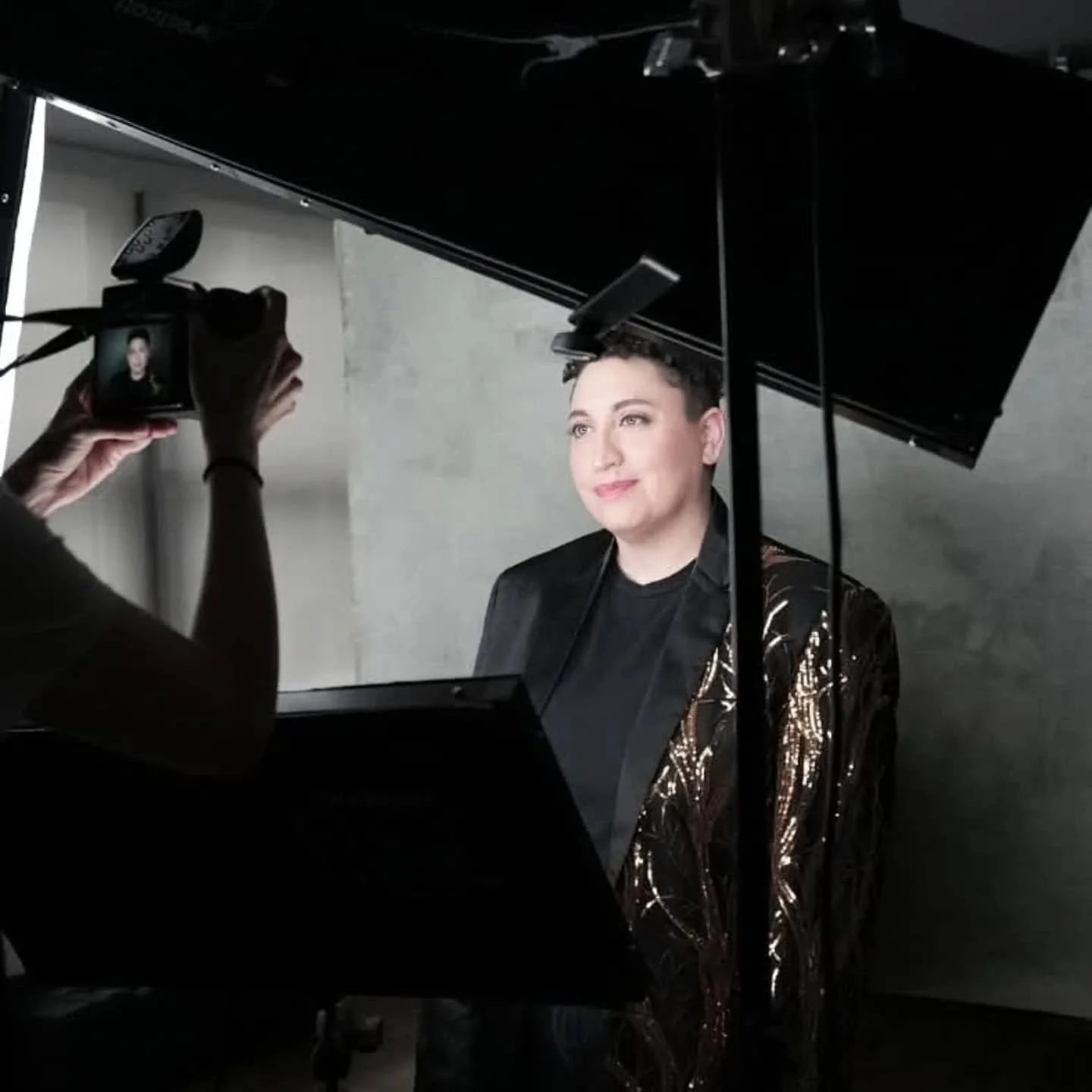 Okay so last week was super interesting! I have wanted to do @operaamerica 's Career Blueprints program for about 10 years (including those few COVID years when it was on pause). Headshots, recordings, press kit review, and feedback sessions? For $12