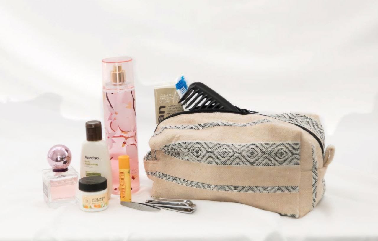 Cosmetic bag