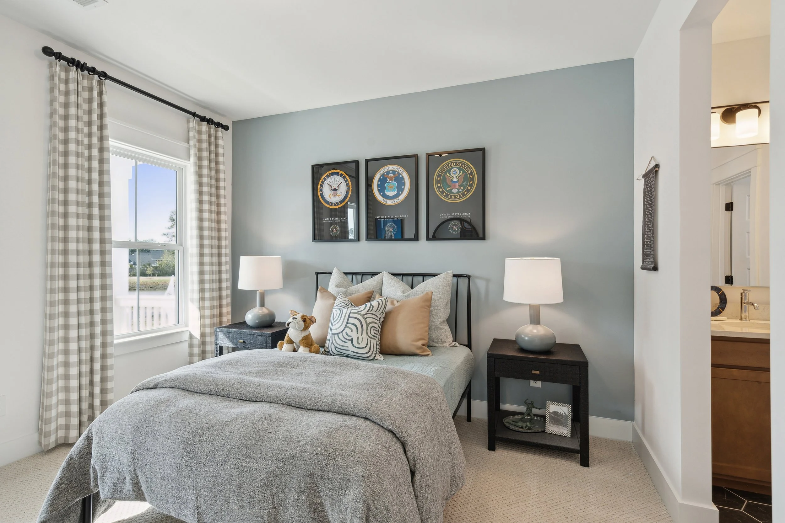 DFH_CHS_Tidewater_Crestwood_MODEL (86).jpg
