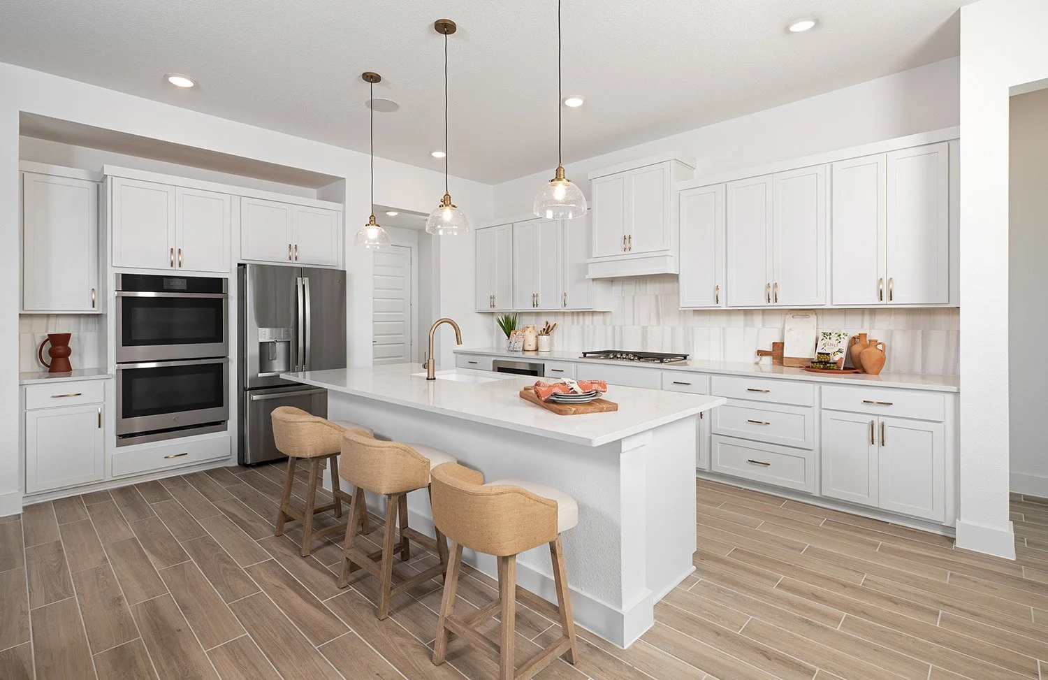 BridgeWater-Logan-Kitchen.jpg