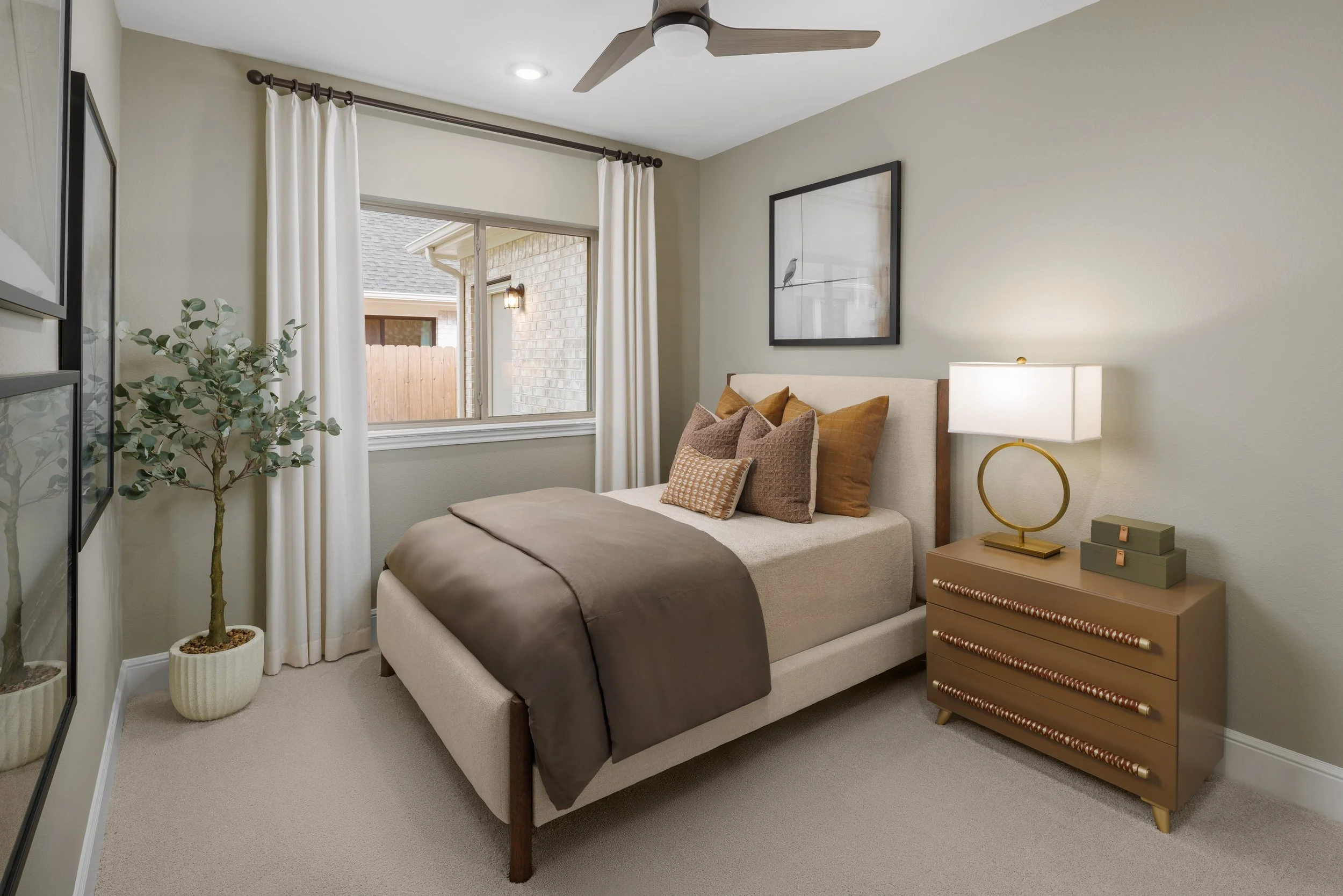 HOU_Candela 40_Wingate_8622 Village Way (14).jpg
