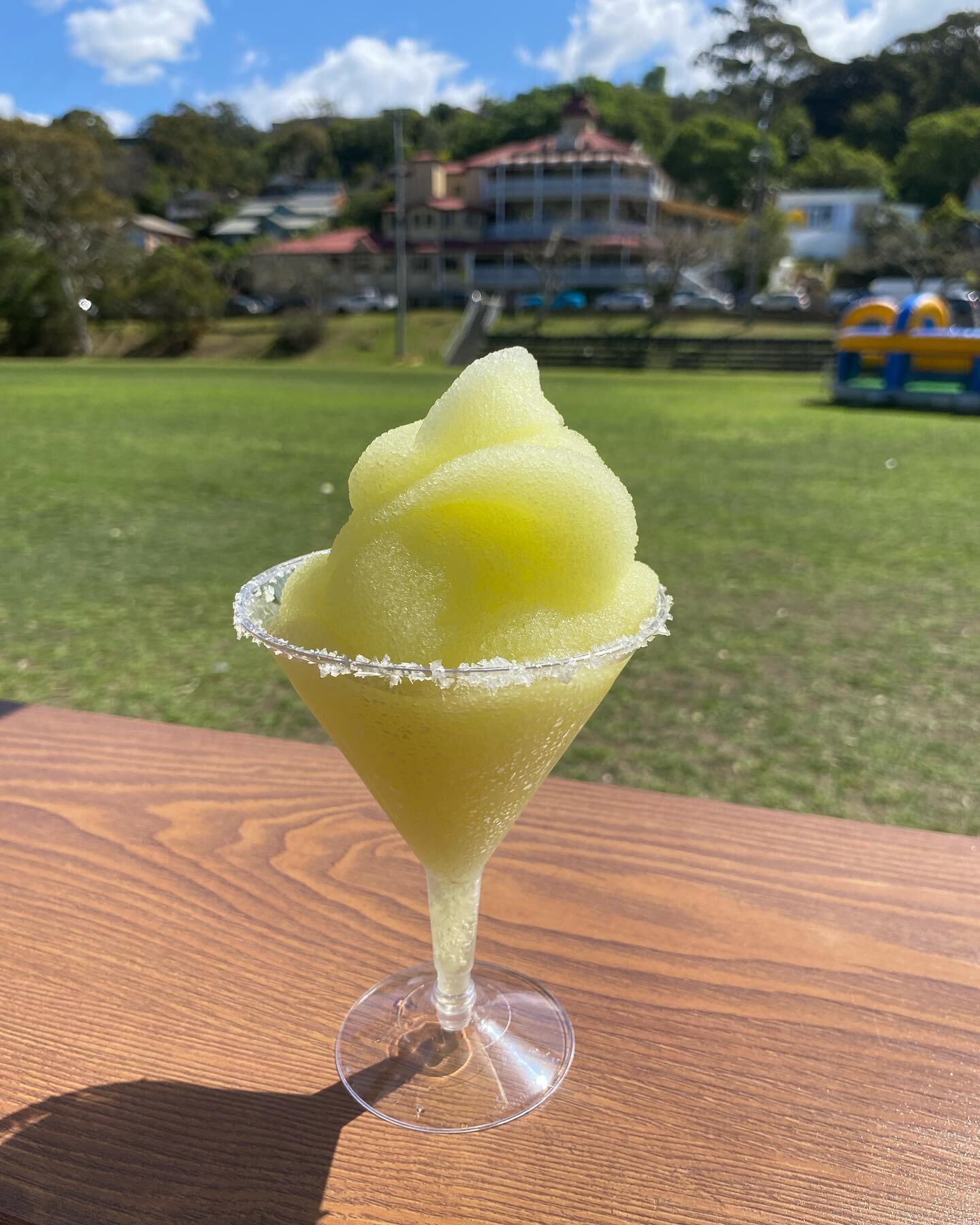 Perfect cocktail for a hot day 🥵#frozenmargaritas