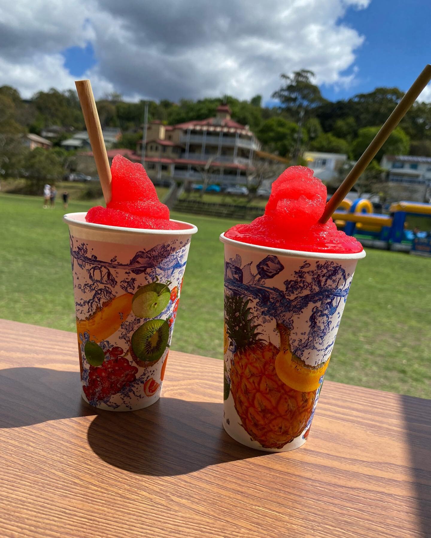 Introducing our new product Kids Slushies, at La Boujee Bar 🌈 
Perfect way to keep your little ones refreshed and smiling this summer ☀️ #laboujeebar #mobilebar