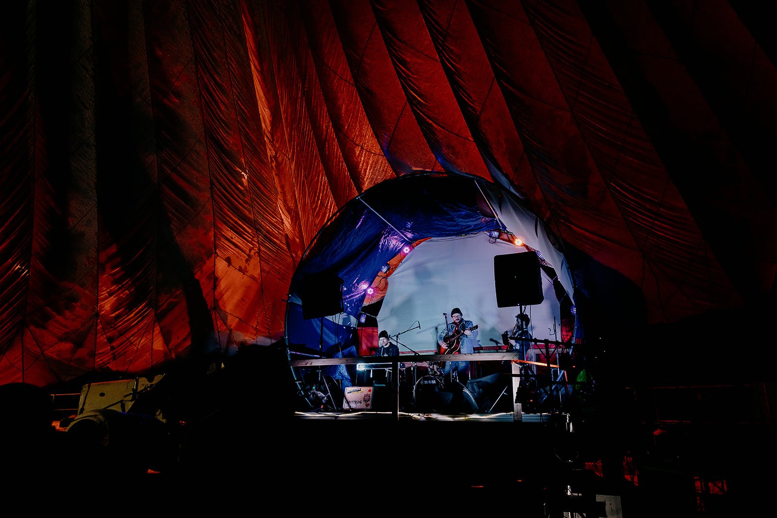 441-PZ2A6953-RWC-Under-the-Parachute-©-Christine-Love-Hewitt_websize.jpg