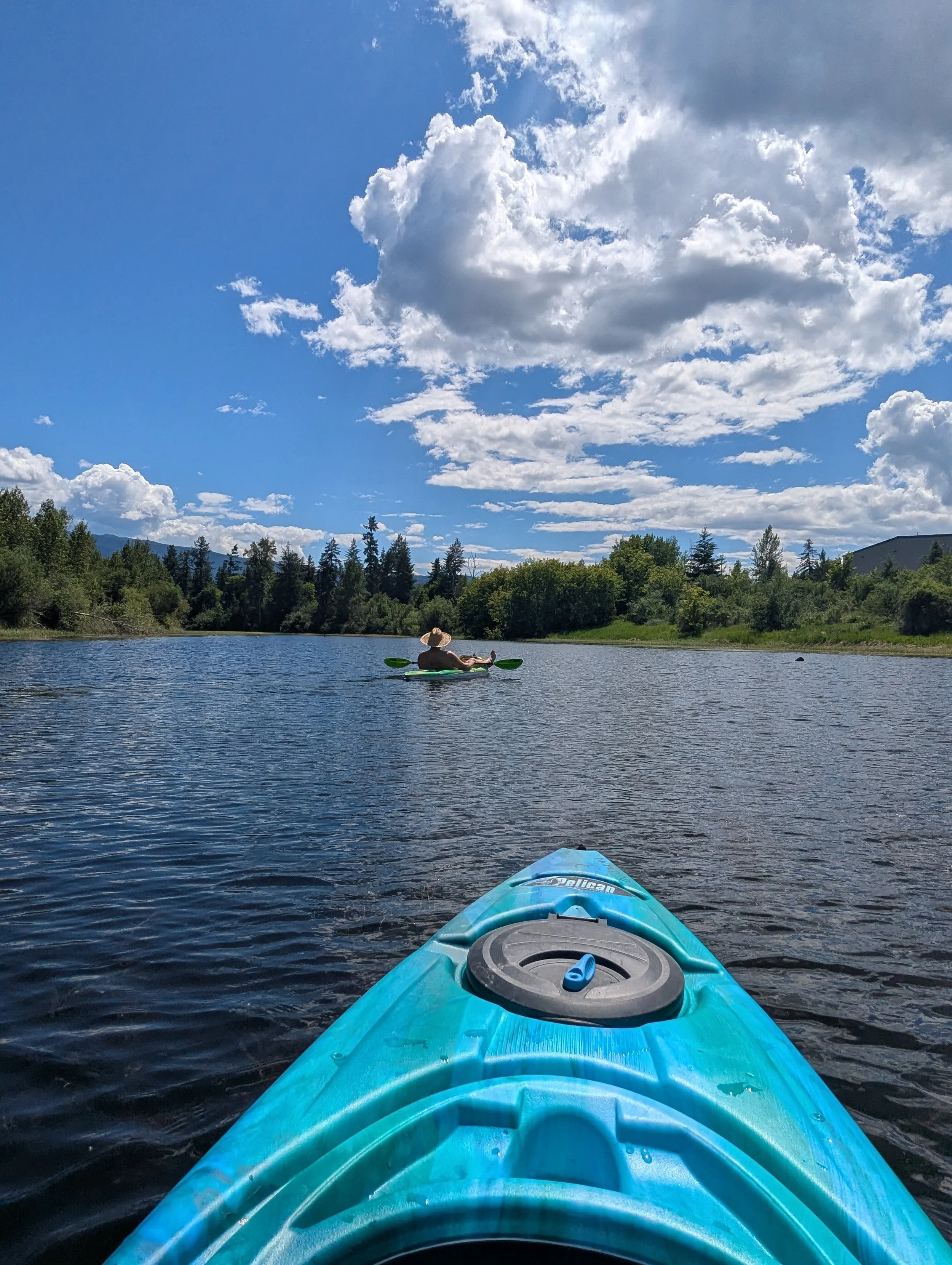  Paddle, explore and enjoy the Shuswap River. 