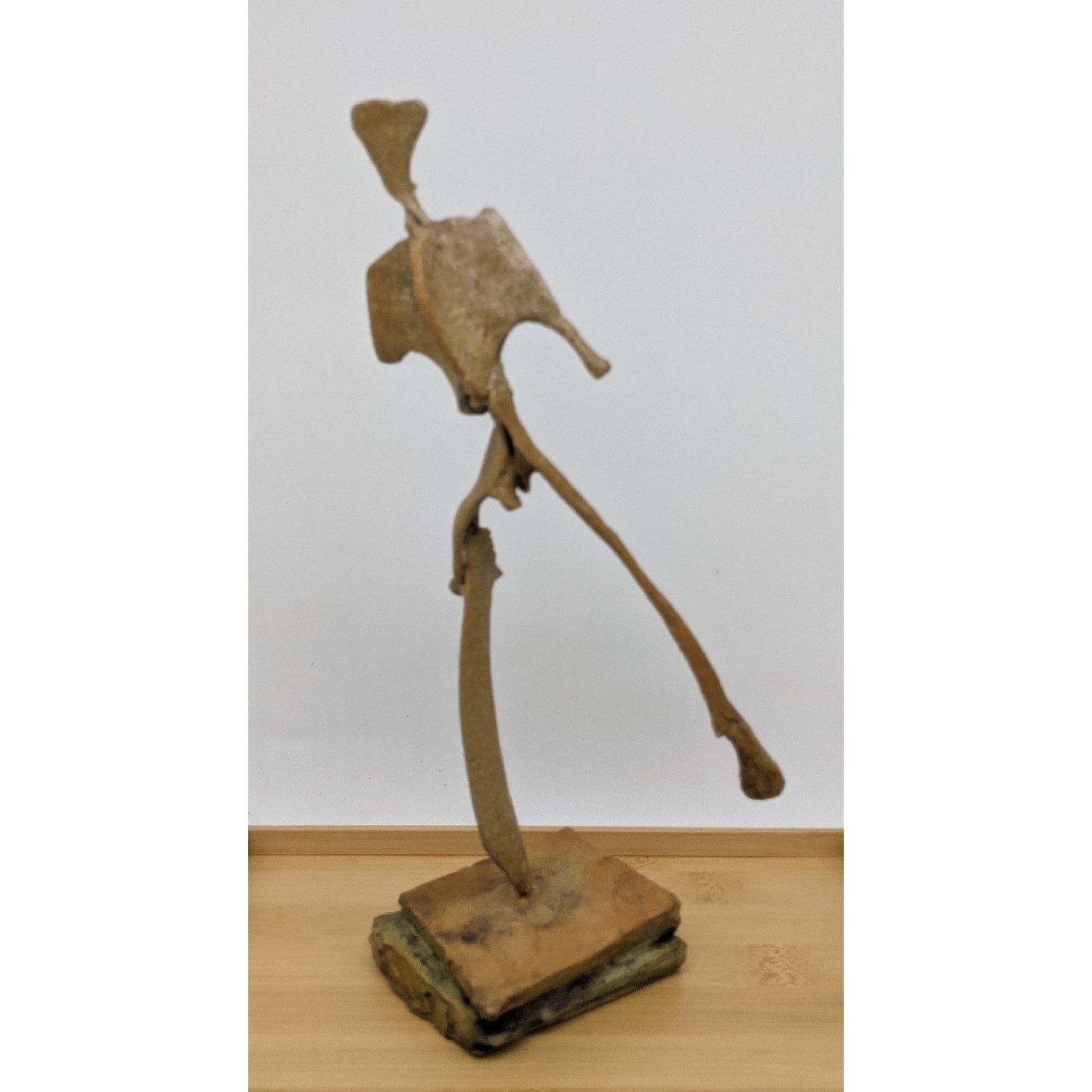 Pat Mahony
“Phasma Vis ‘Lively Spirit’”
Bronze
8"x4"x 4"
$900