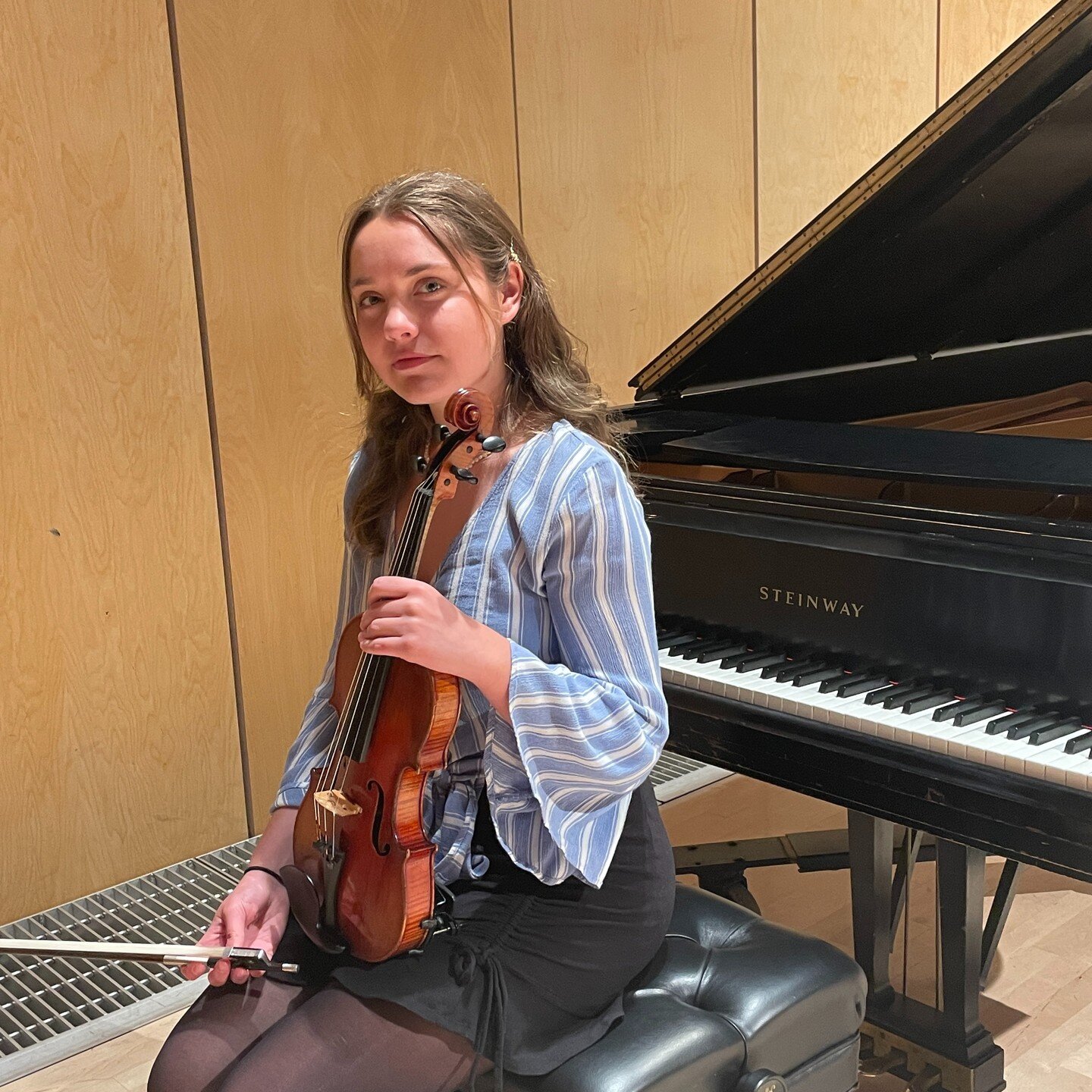 We are lucky enough to host two young guest violinists at our upcoming concert on May 21st. The first of the two, Sedona Kmen, will serve as our guest concertmaster, and we couldn't be more pleased! 

Sedona Kmen has been studying violin for 12 years