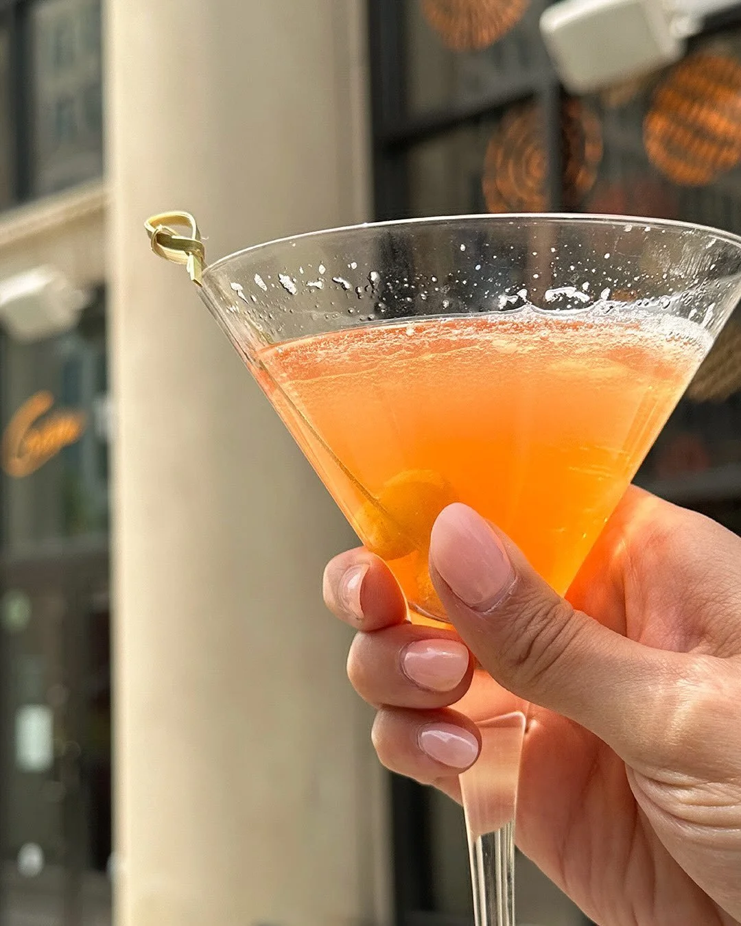 Fair warning: the name is not an exaggeration. 🍸

POMPOUS PUCKER | Luksusowa Vodka. Pama Pomegranate. Limoncello. Fruit Riot Sour Grapes.

Pomegranate for the tart. Limoncello for the bright. Sour grapes because somebody on the bar team has a sense 