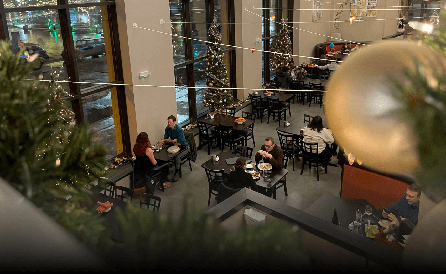 christmas-decor-view-from-event-space-at-crave-eat-drink-crave-2023.png