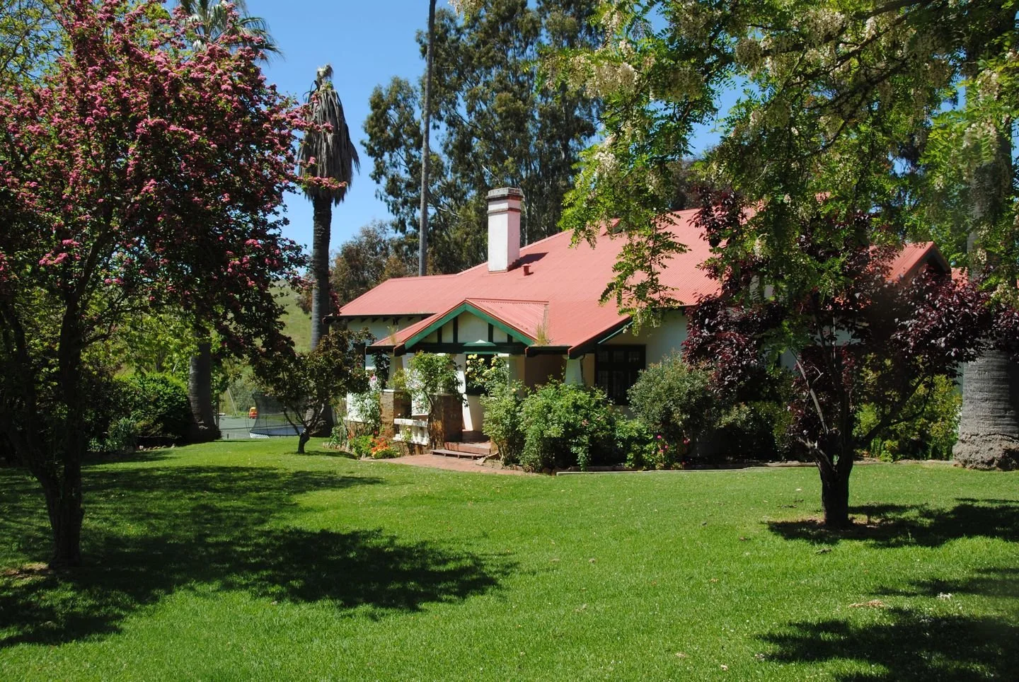Farm Fact Friday: In 1931, the main homestead (still standing today) was built. A testament to the farm&rsquo;s enduring legacy in the Blackwood River Valley. 

We have so much love for the estate's velvety hills, deep creek beds and rocky vistas, an