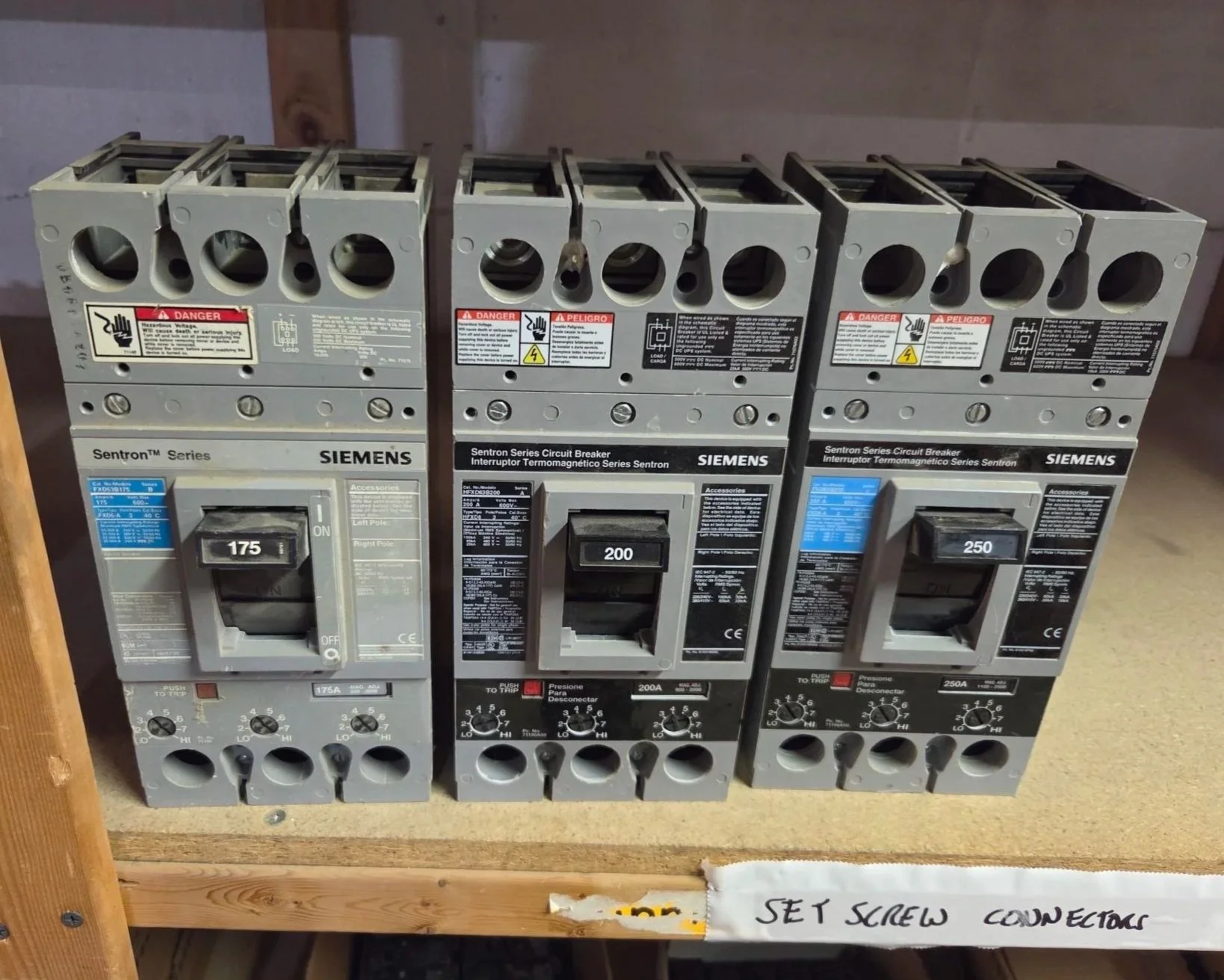 discontinued siemens circuit breakers