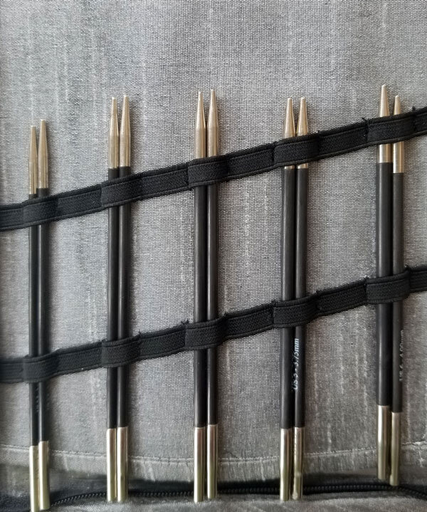Karbonz Deluxe Circular Needles Set, Knitting Needles