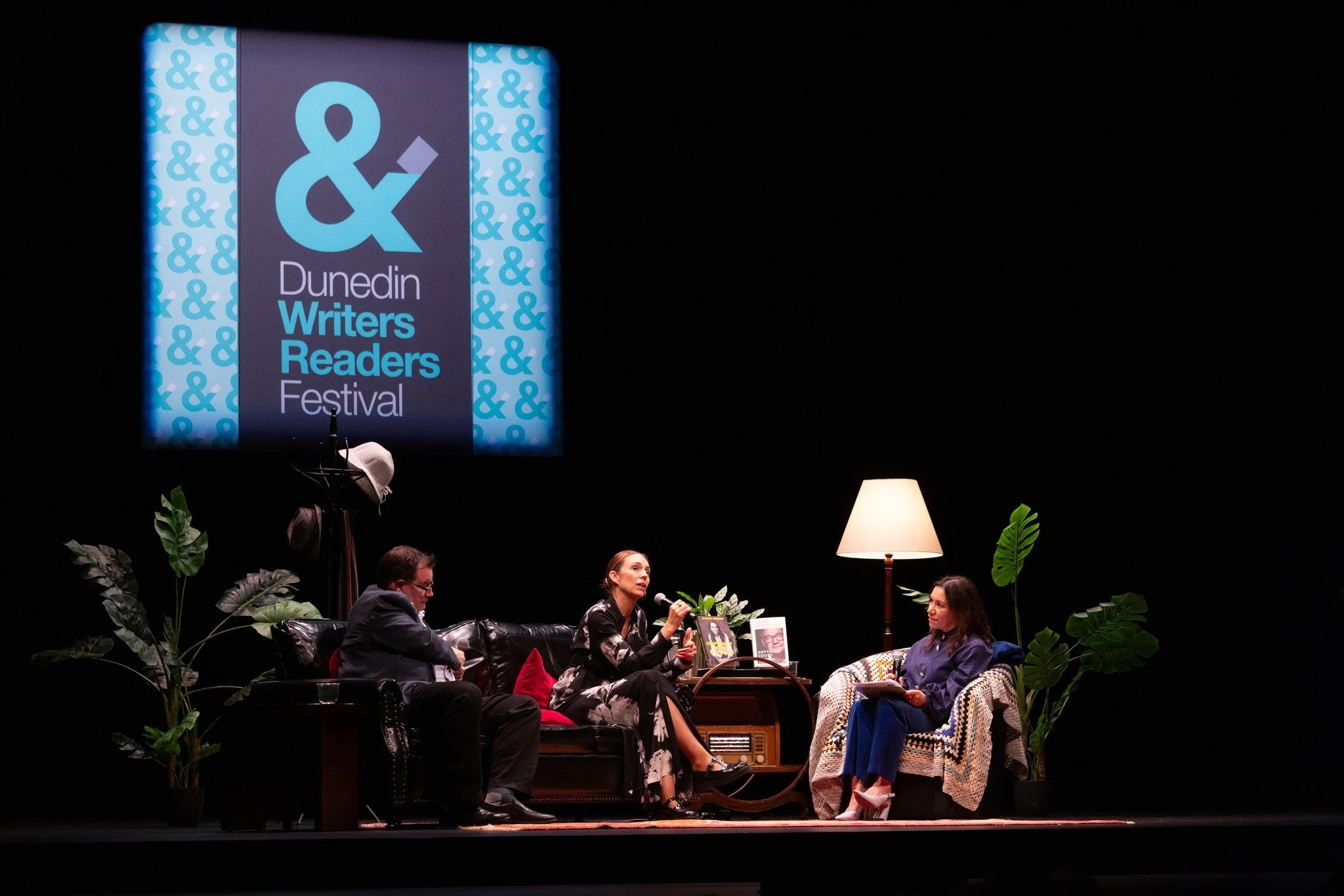 What a night to remember, Ōtepoti! Two old friends, on one stage, for one night ✨ There was a lot of laughter, a few tears, and many poignant moments throughout. 

Kā mihi nui to everyone who helped make this spectacular event come to life - Penguin 