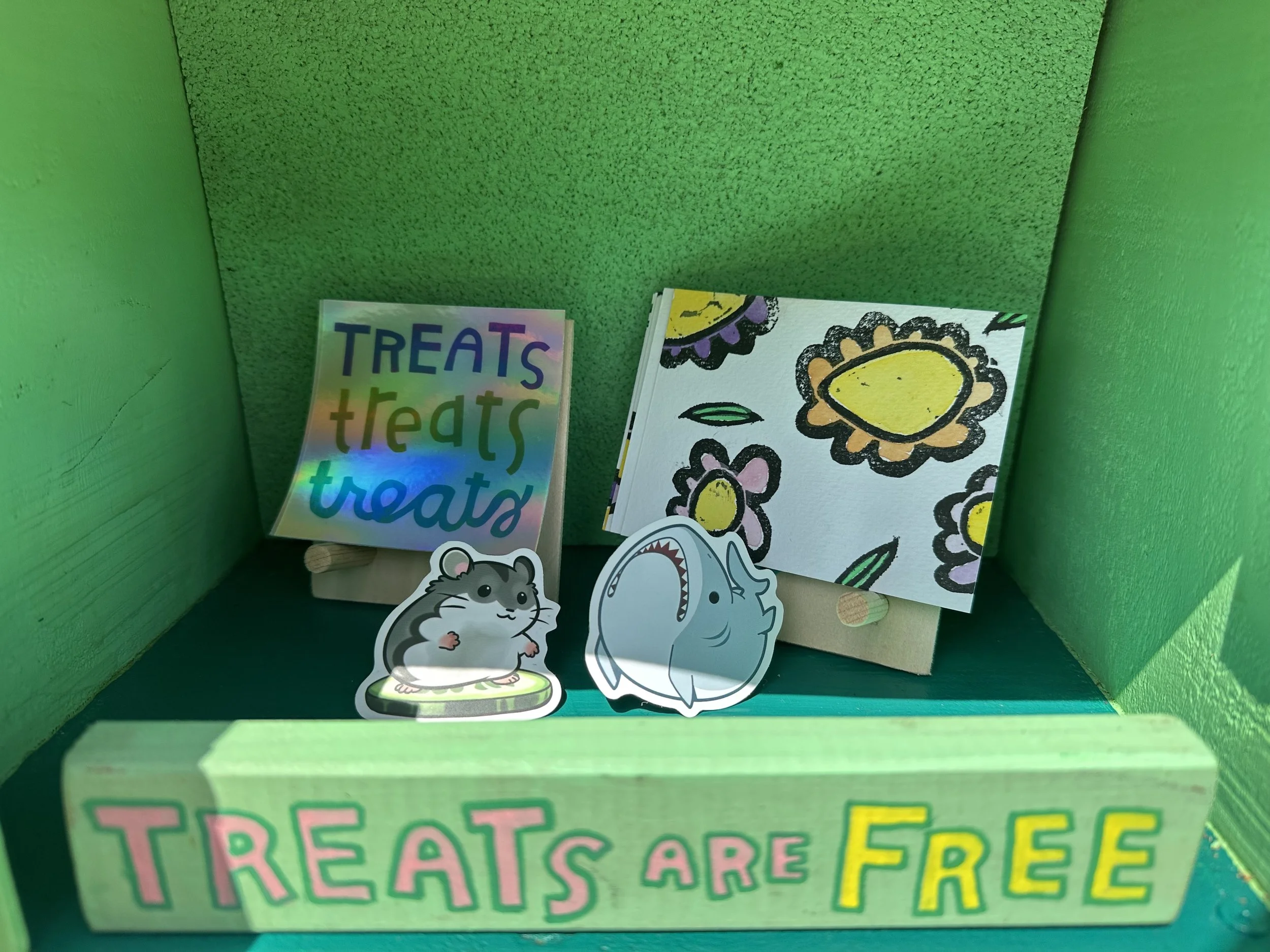 CUTE sticker friends appeared!