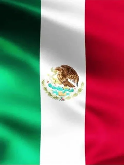 Well, moving this from the clock app to the bougie app🥴😅
I moved to LA in july &amp; ever since&hellip;.🇲🇽have taken over my life🤣💕

CDMX! Nos vemos este fin de semana por #cocacolafest mi primera vez. Hay perreooooo🙂&zwj;&harr;️