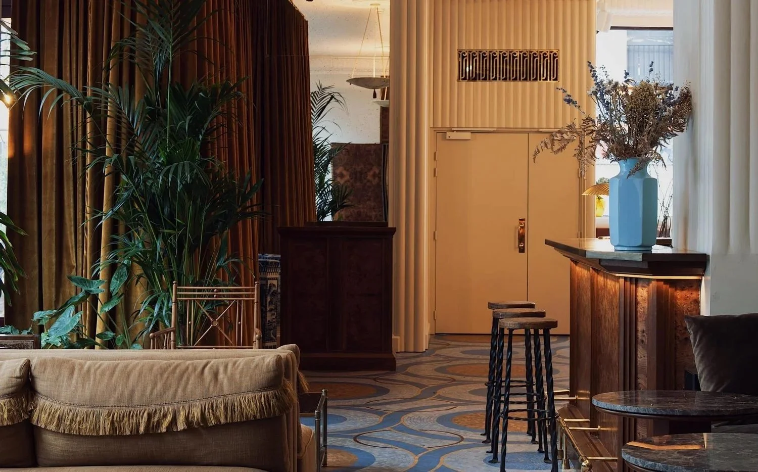 HOTEL ROCHECHOUART