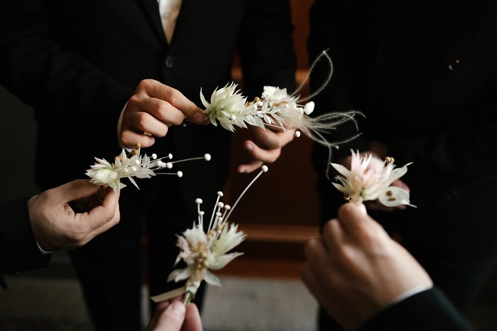 buttonholes-white-dried-flowers.jpeg