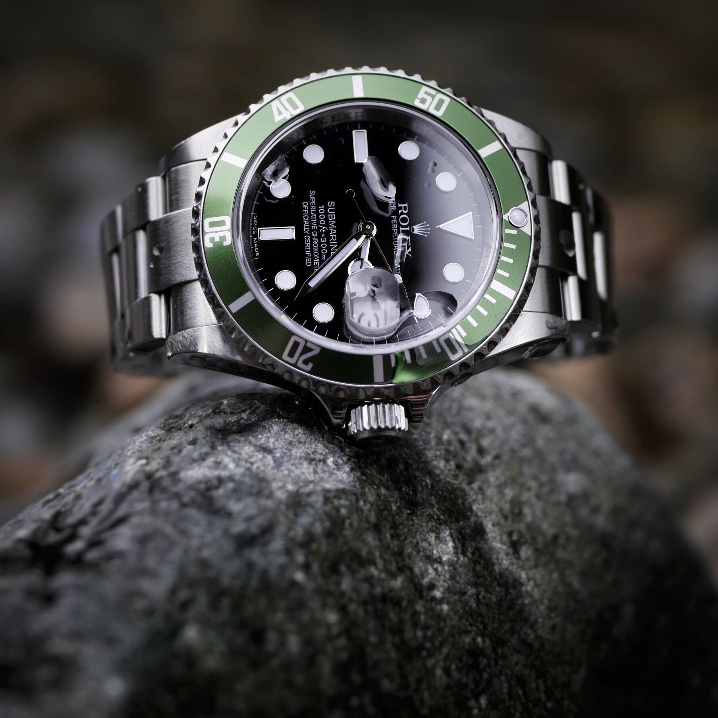Rolex 16610LV Kermit Watch Review: Is It the Best Green Submariner on ...