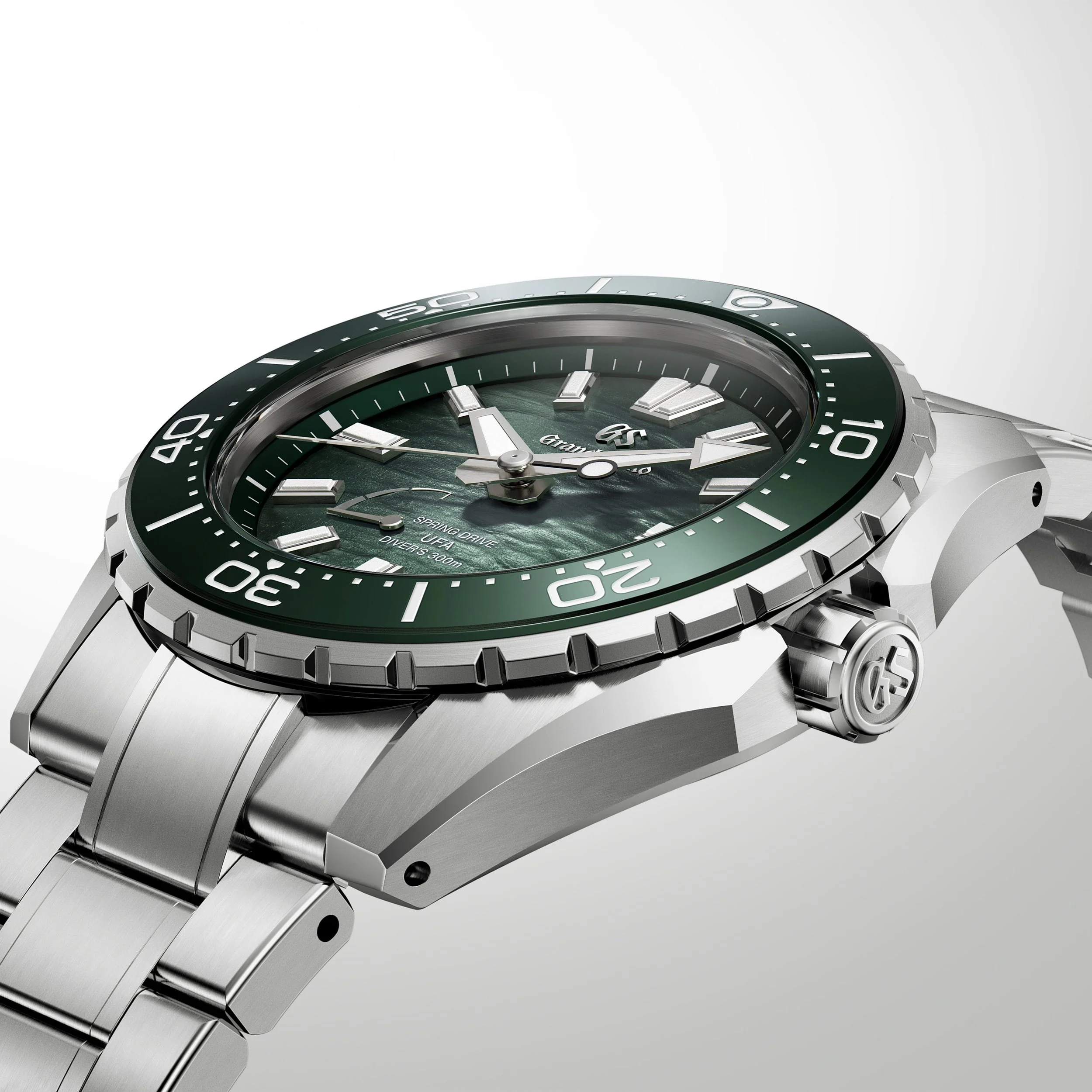 Grand Seiko SLGB025 Ushio 300 Diver showing the green textured dial, titanium case profile and diver’s bezel.