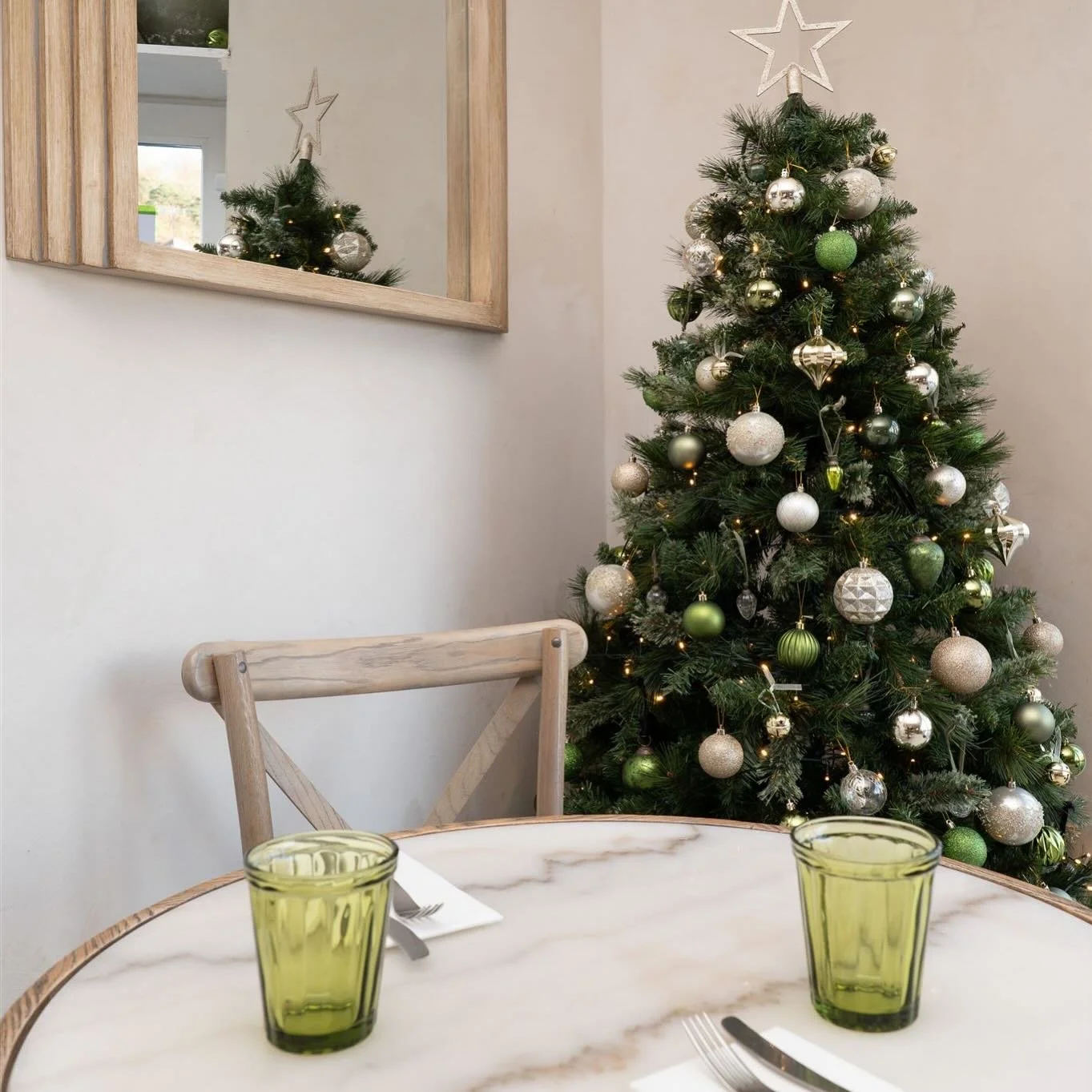 Join us this festive period for drinks, nibbles or dinner, relax with us if you&rsquo;re looking for the calm before the storm! 
Our restaurant is warm &amp; inviting, our upstairs bar cosy &amp; comfortable. We look forward to welcoming you! 🎄🎅🏼