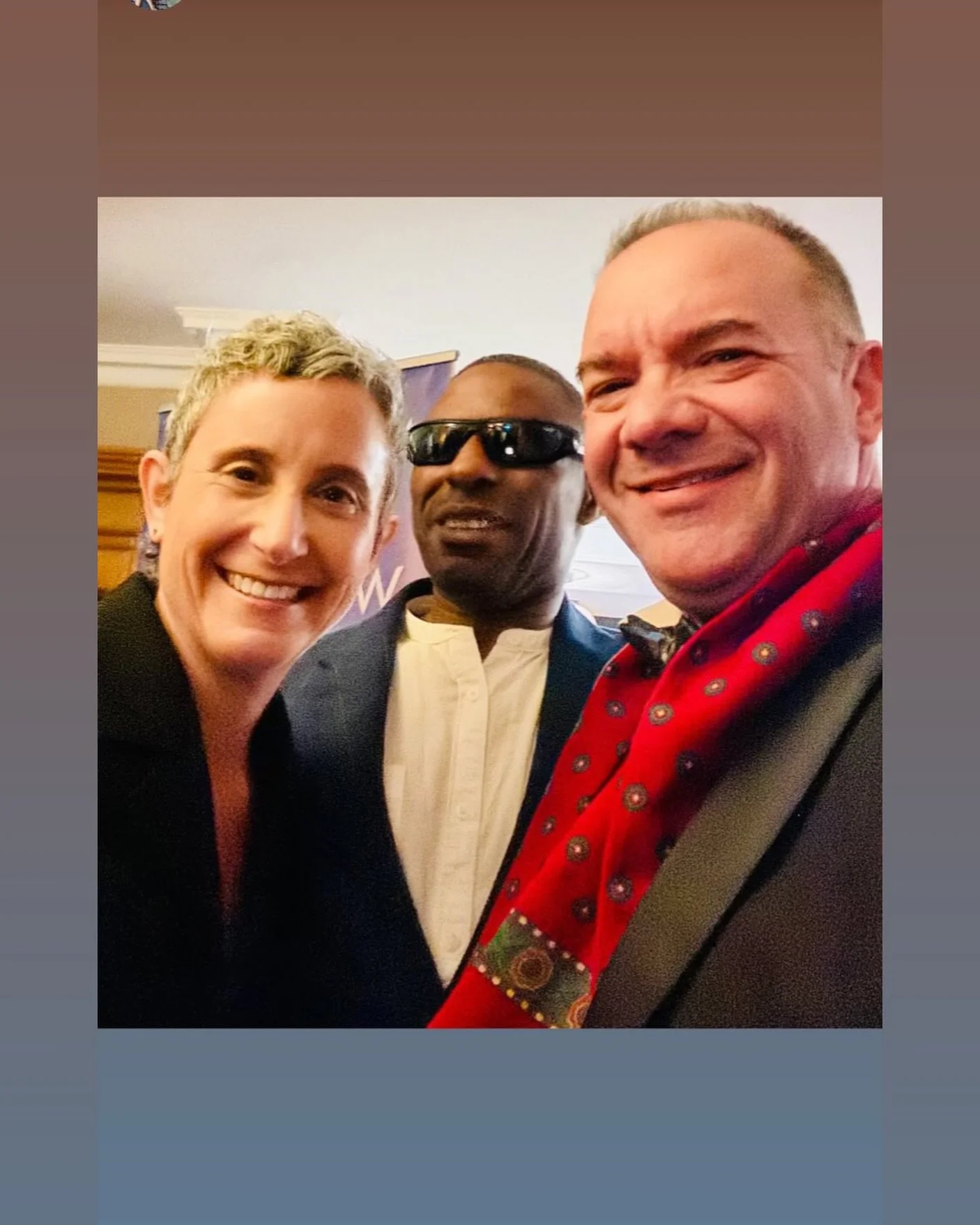 A comedian, a Paralympian, and the author of the Financial Time&rsquo;s Guide to Mentoring walk into a bar &mdash; stop me if you&rsquo;ve heard this one&hellip; 

Absolutely fantastic weekend with these two legends, @andylopata and Darren Harris, an