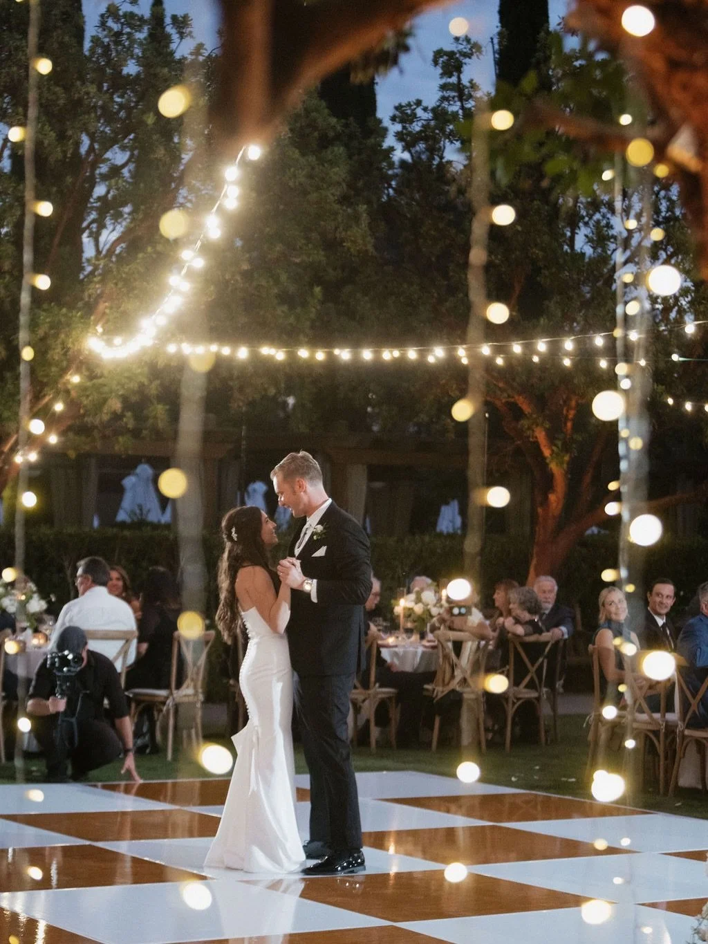 Ivory elegance set against the timeless beauty of the Rancho Bernardo Inn🤍✨ Every petal, every detail, designed to feel soft, romantic, and effortlessly refined. Creating moments like this is why we love what we do
-
-
Planner and Design &nbsp;@swee