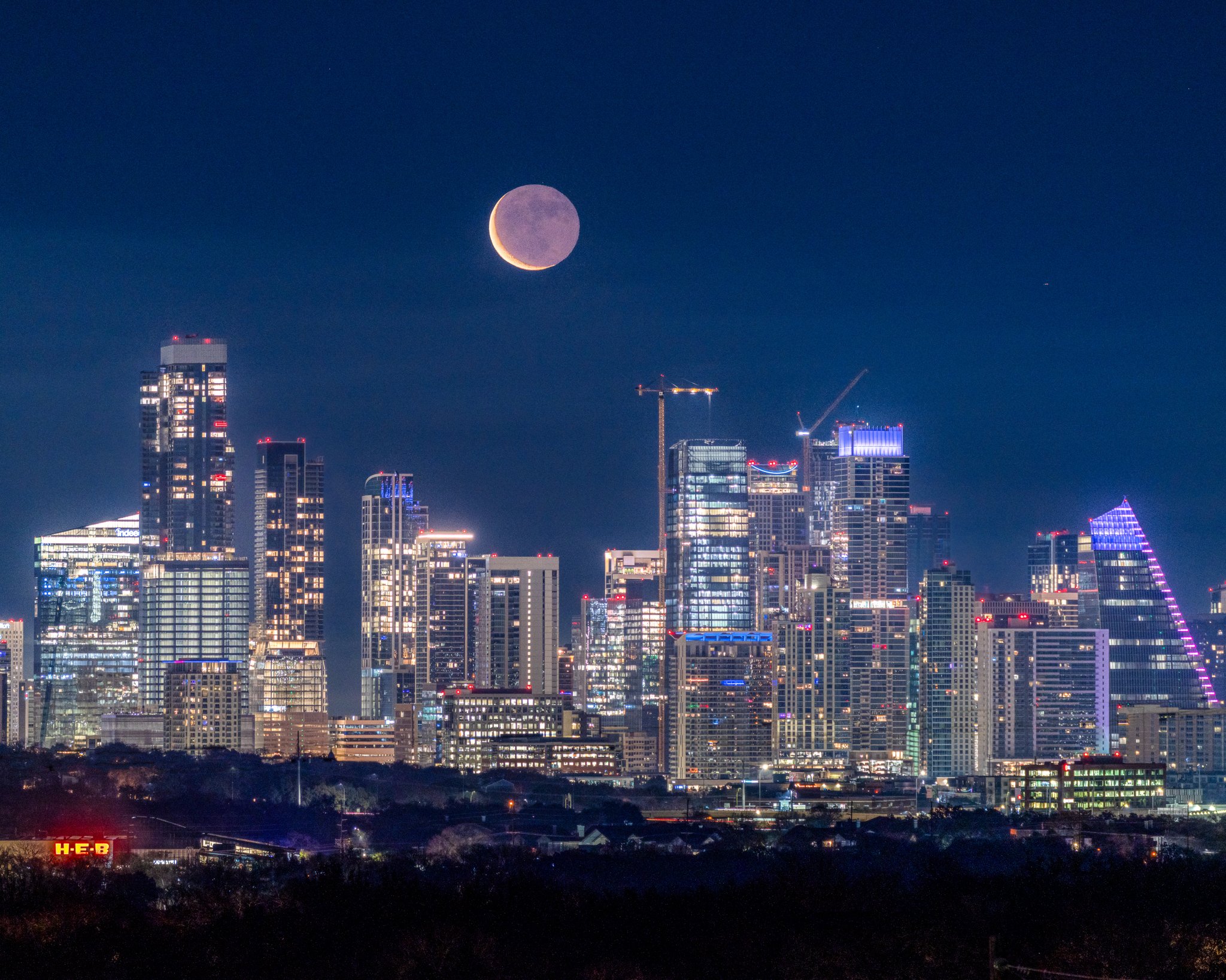 8x10Crescent Over City.jpg