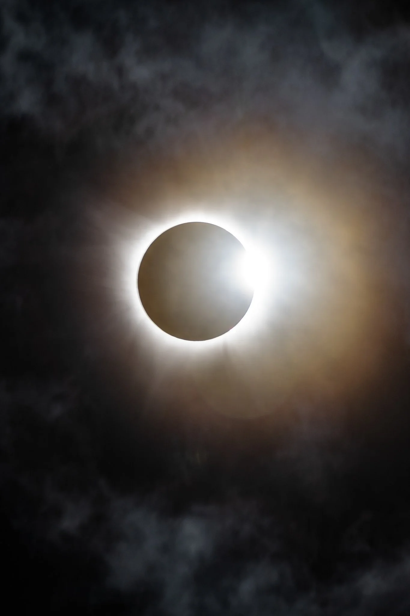 Solar Eclipse Single