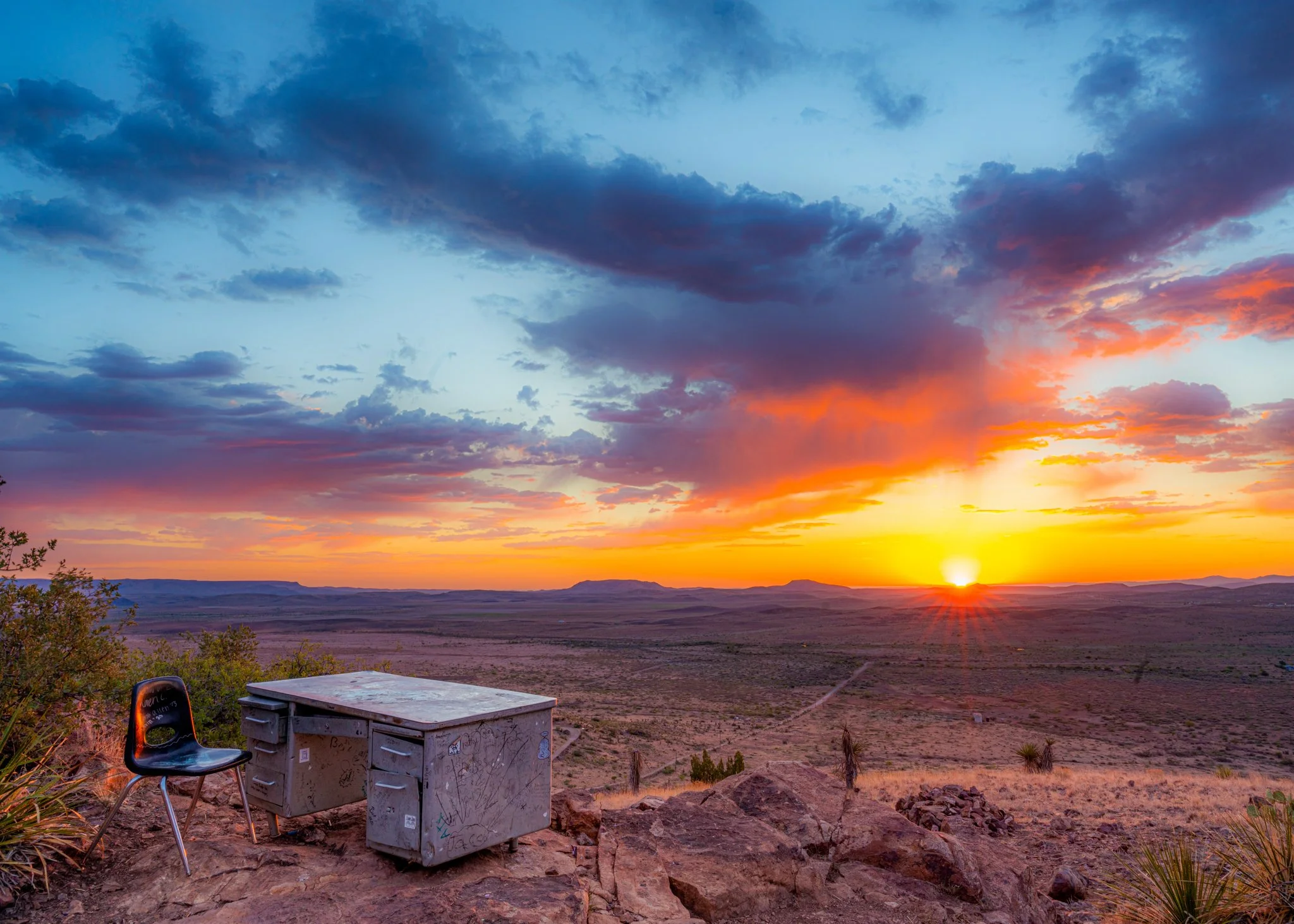 Sul Ross Desk Sunrise