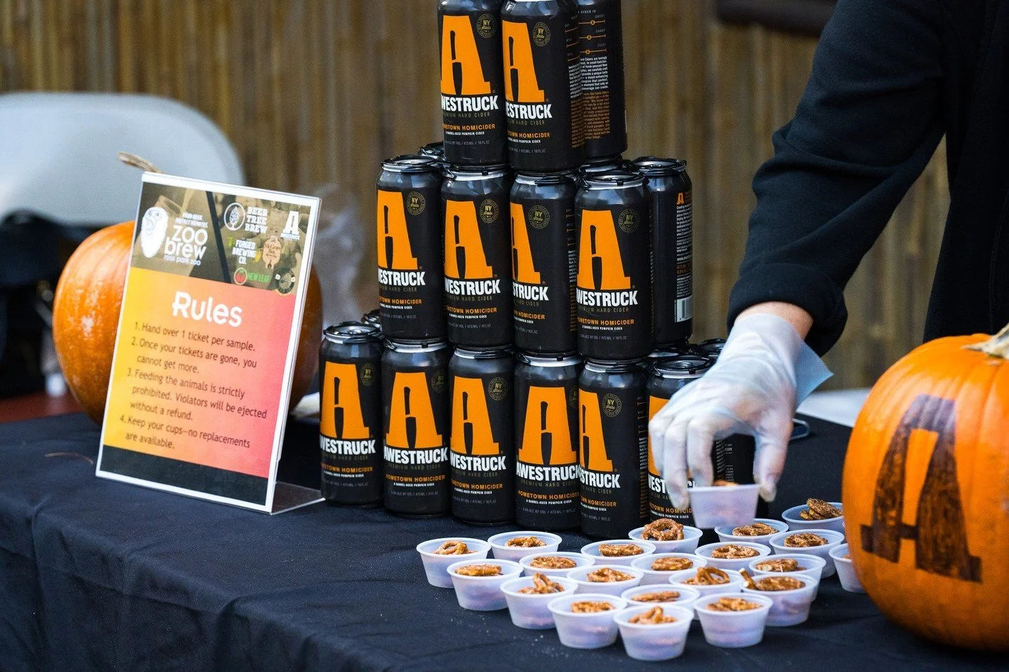 [ALES &amp; TAILS]
@rossparkzoo