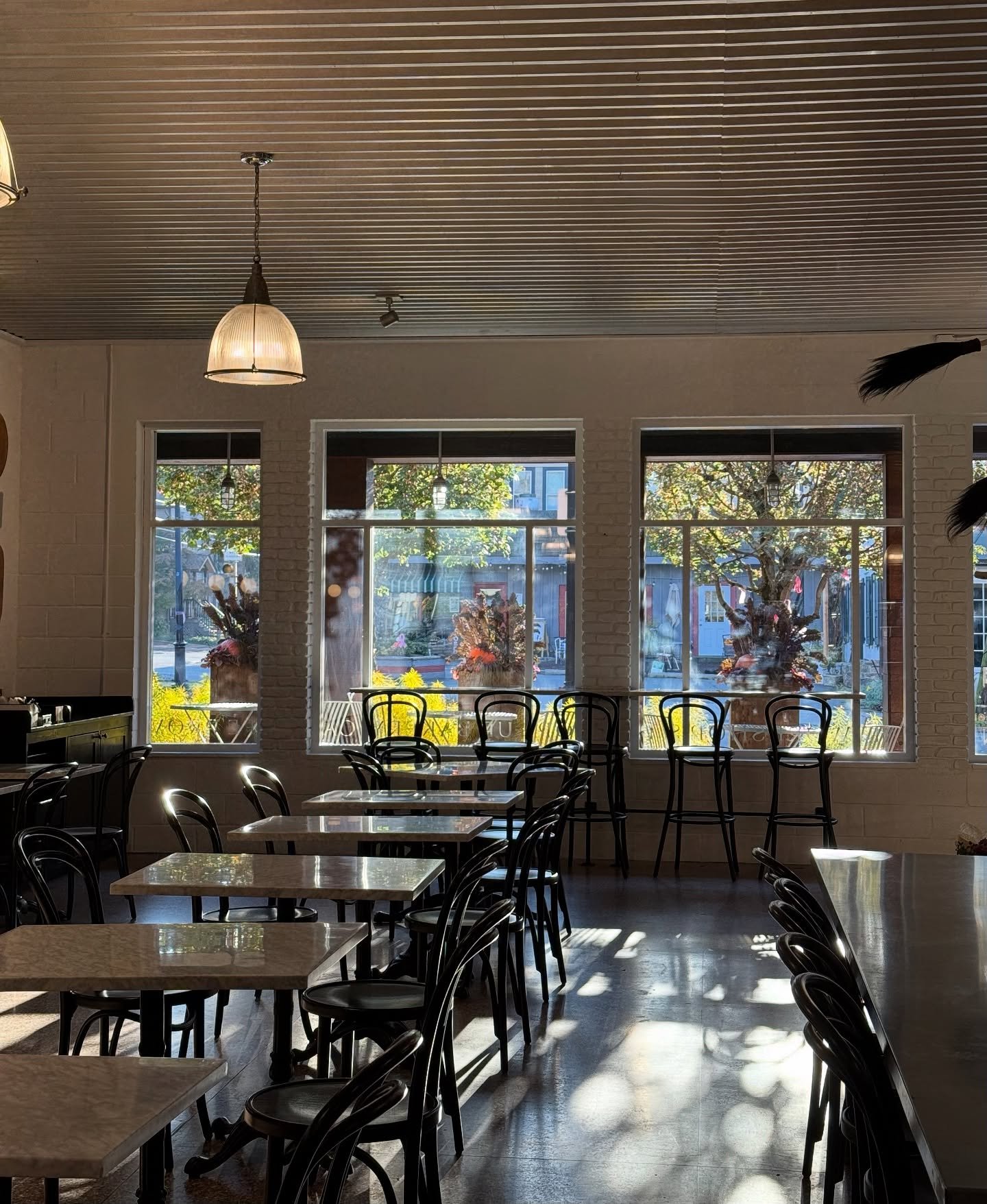 The morning glow before the magic happens ✨ open 8-7 W-Sun 💌