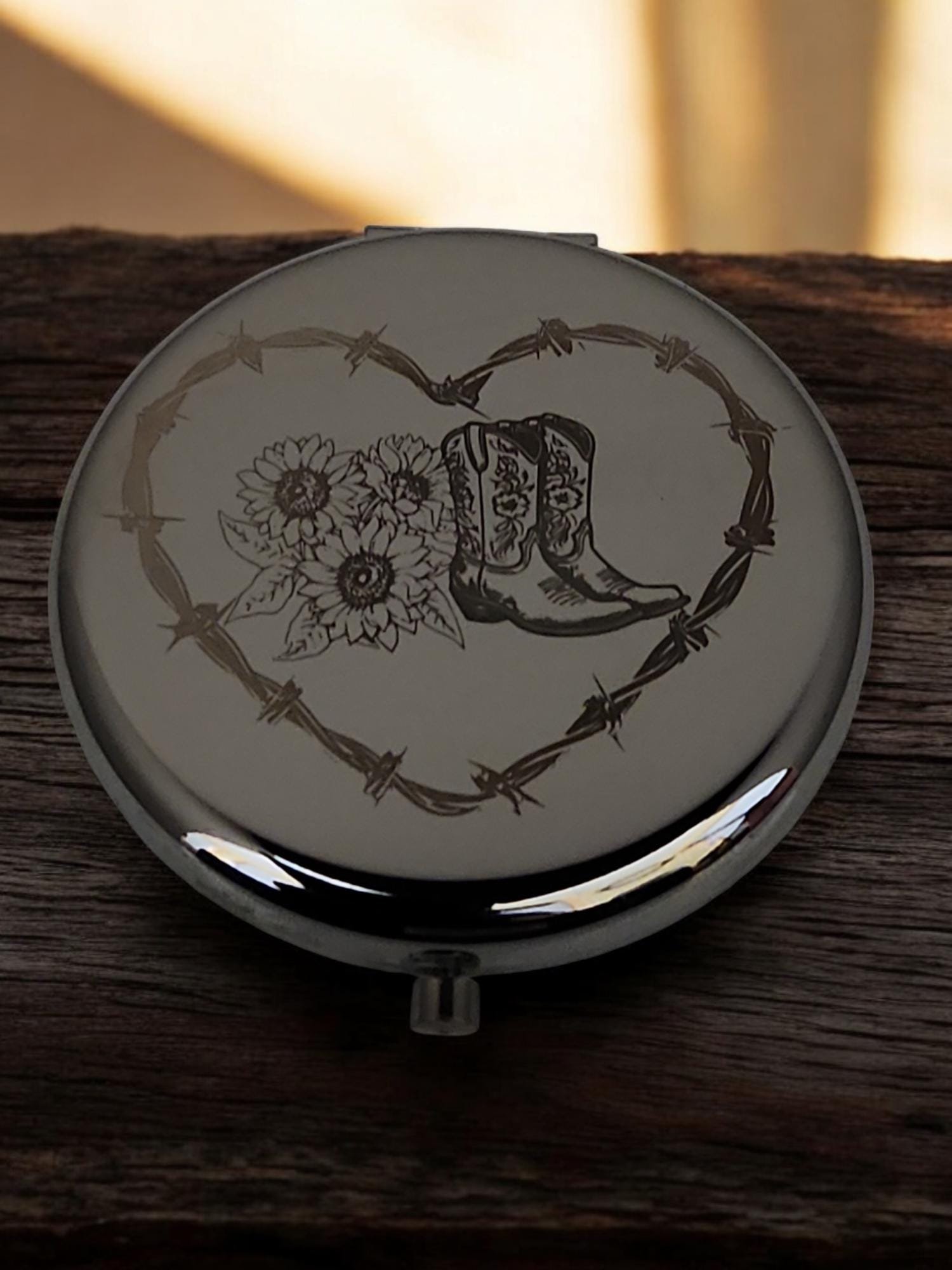 https://i.etsystatic.com/43247556/r/il/289b9b/6309975691/il_fullxfull.6309975691_6zjc.jpg