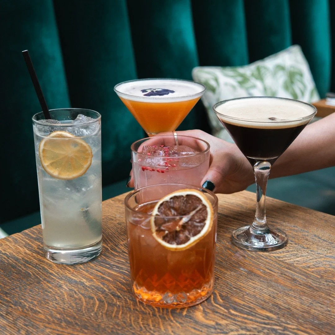 When the sun's out, so are our cocktails ☀️🍹

Humble Grape Cocktails available at all venues:
Chambord Bramble
Kumquat Margarita
Espresso Martini
Elderflower Collins
Old Fashioned
Passion Fruit Martini

#cocktails #sunnydayslondon #londoncocktails