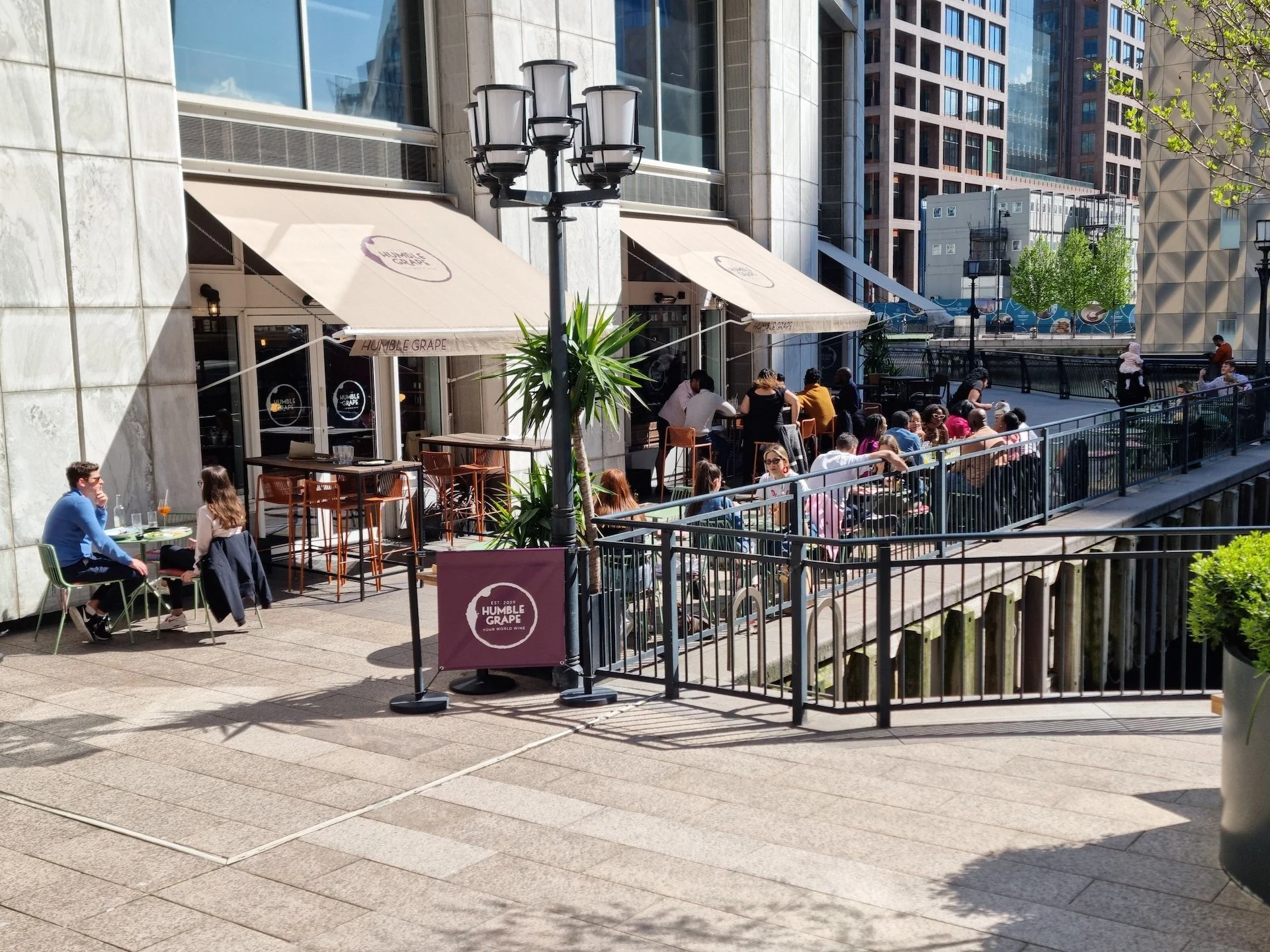 Where to Eat and Drink Near Canary Wharf: A Local Guide (2026)