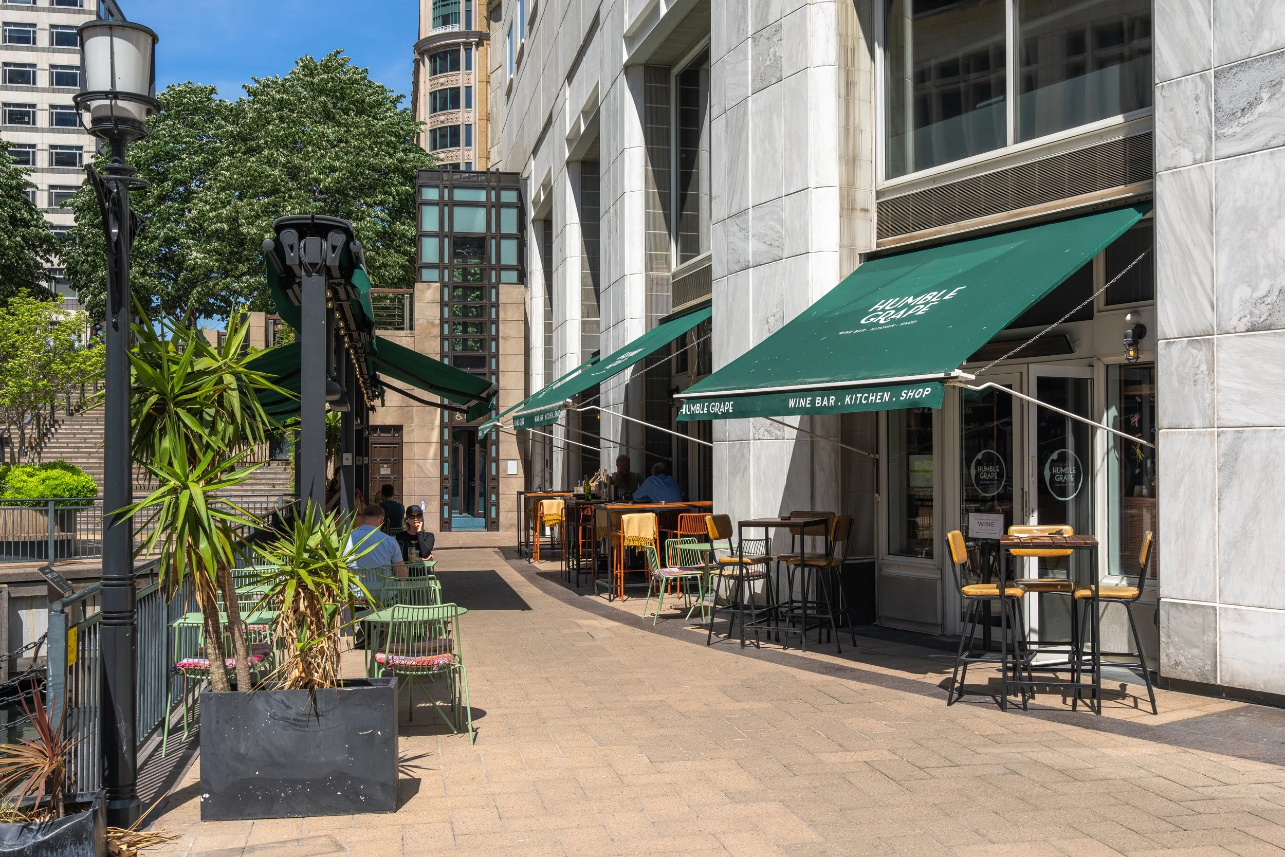 4 Dog Friendly Restaurants in Canary Wharf for 2026