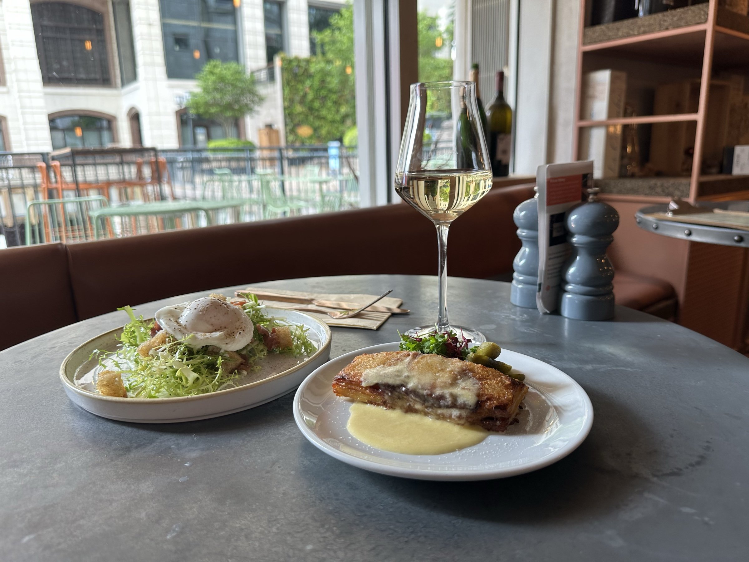 Sharing plates and wine at Humble Grape Canary Wharf.
