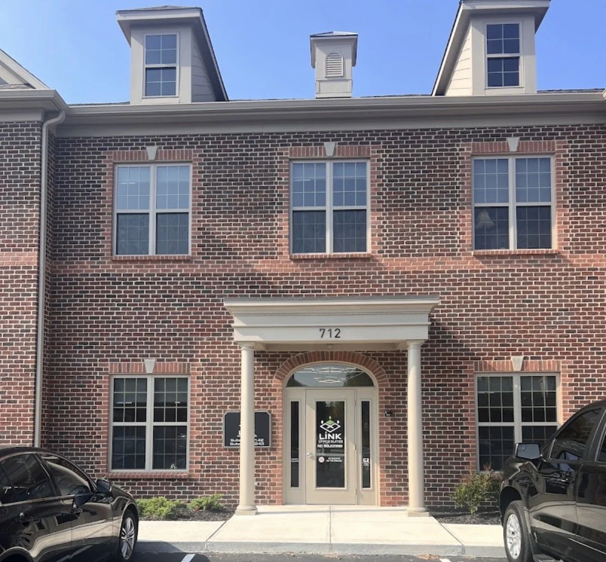 
link, link office suite, park place, therapy, in-person session, therapist, LSW, LCSW, counselor, counseling, anxiety, depression, trauma, ptsd, LMHC, LMHCA, child therapist, therapy for child, adhd, ODD, emotional regulation, coping skills, DBT, 